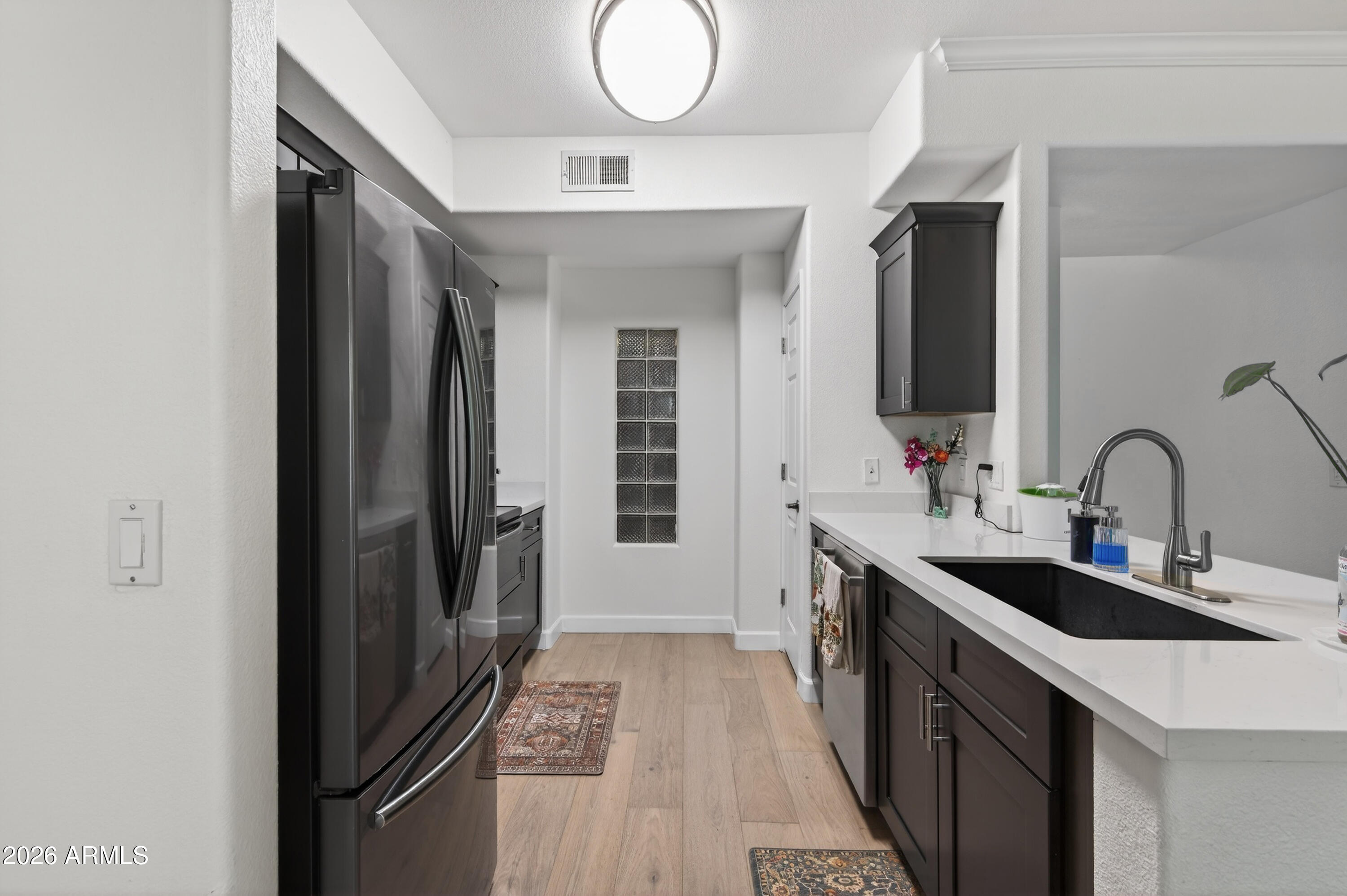435 W RIO SALADO Parkway 112