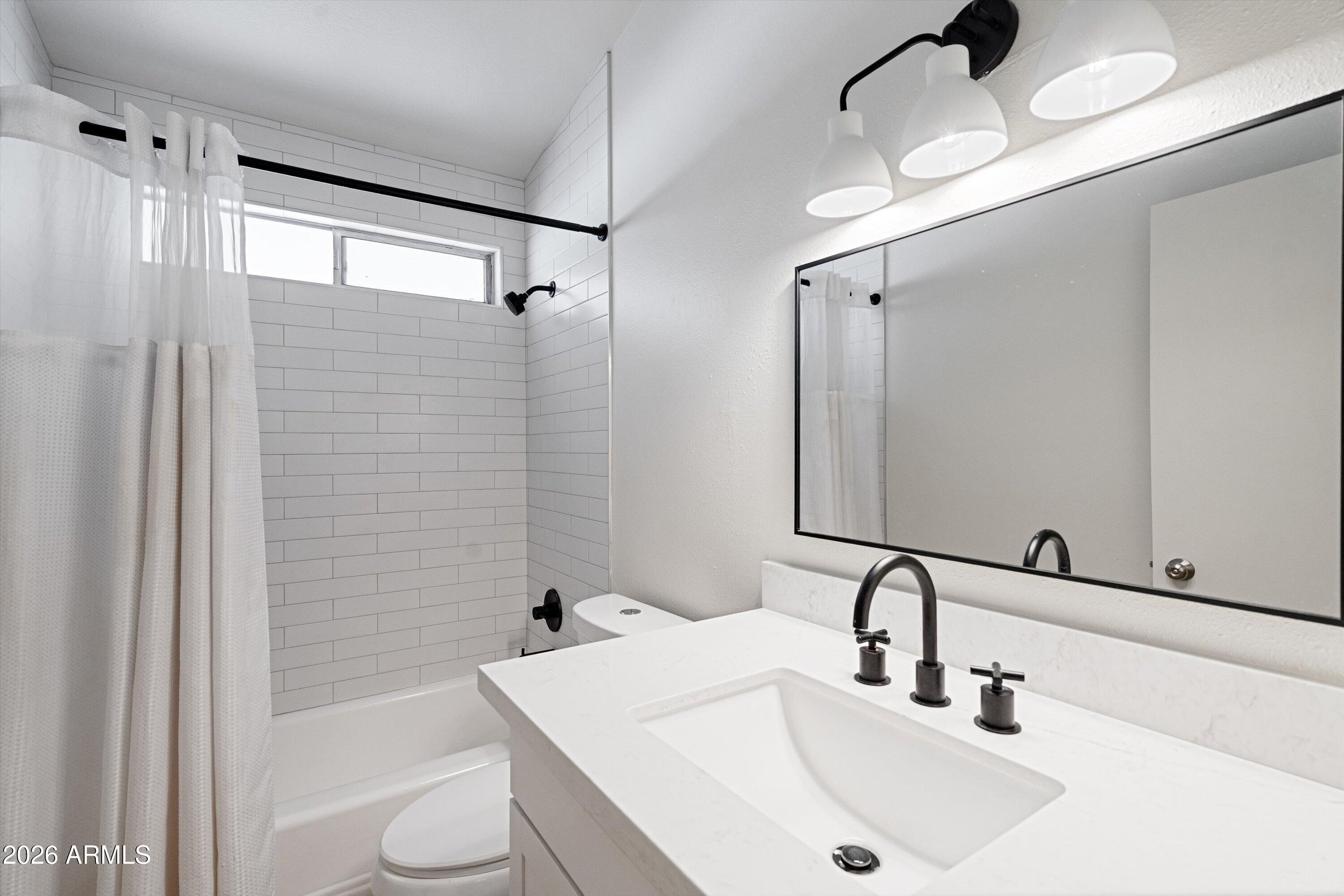 10840 N FAIRWAY Court W