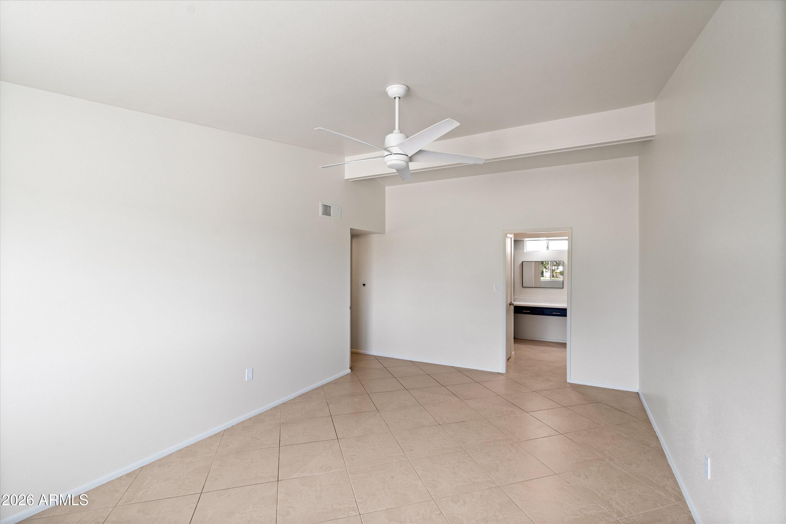 10840 N FAIRWAY Court W