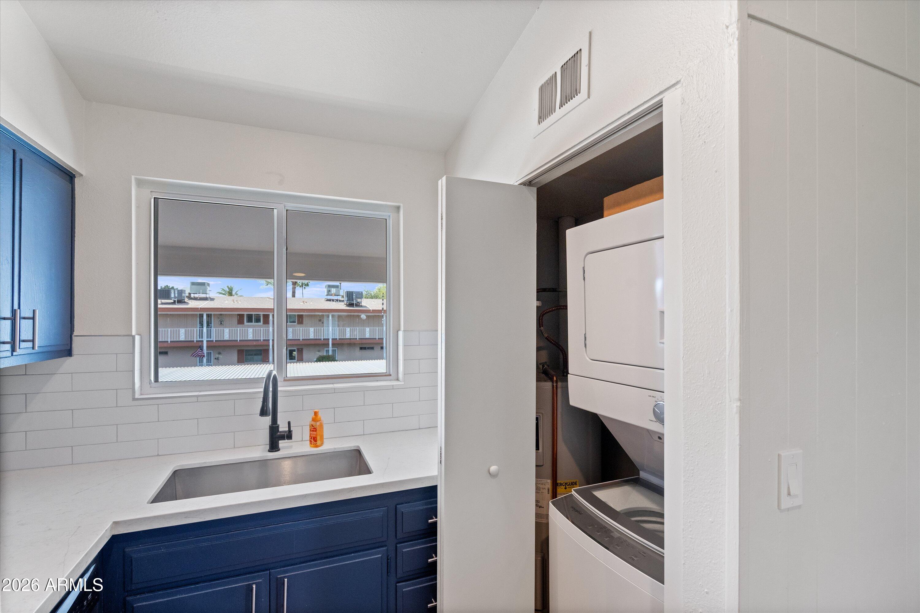 10840 N FAIRWAY Court W