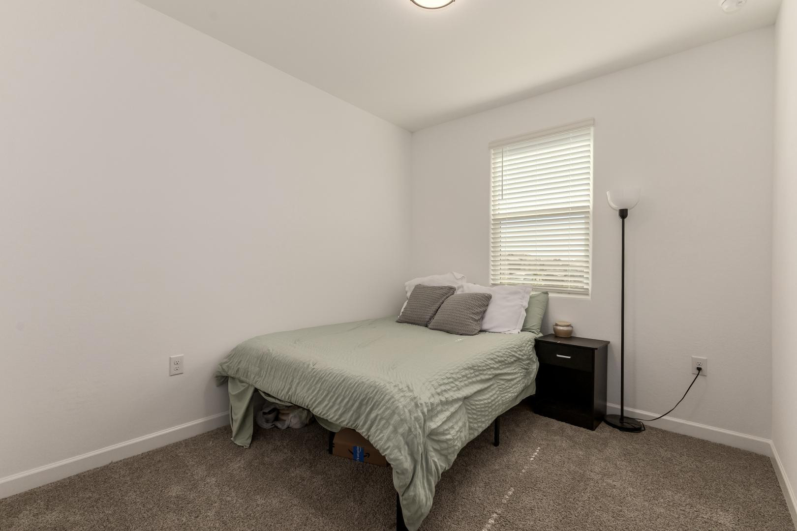 1714 W Starfire Avenue