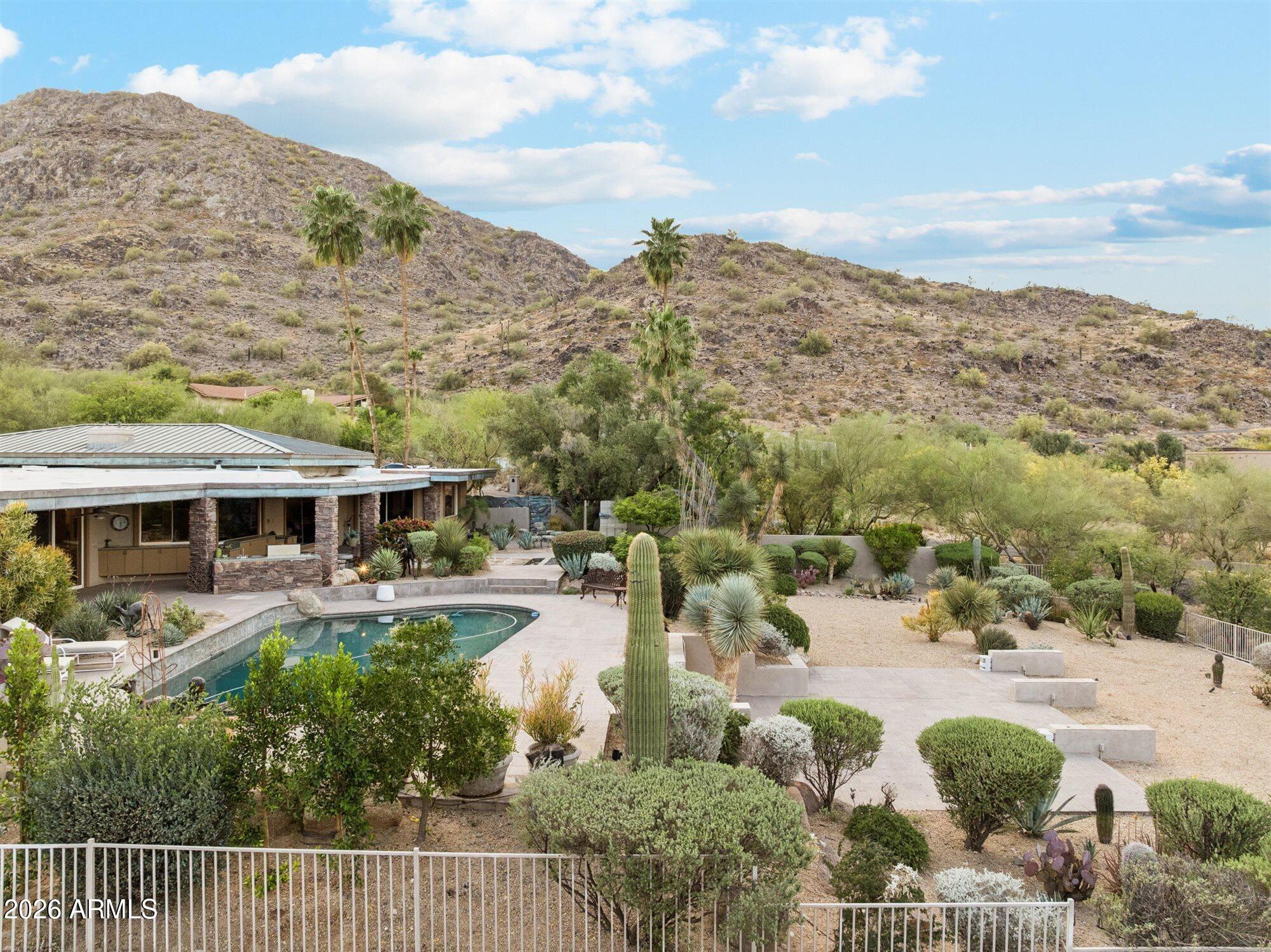 8219 N CHARLES Drive