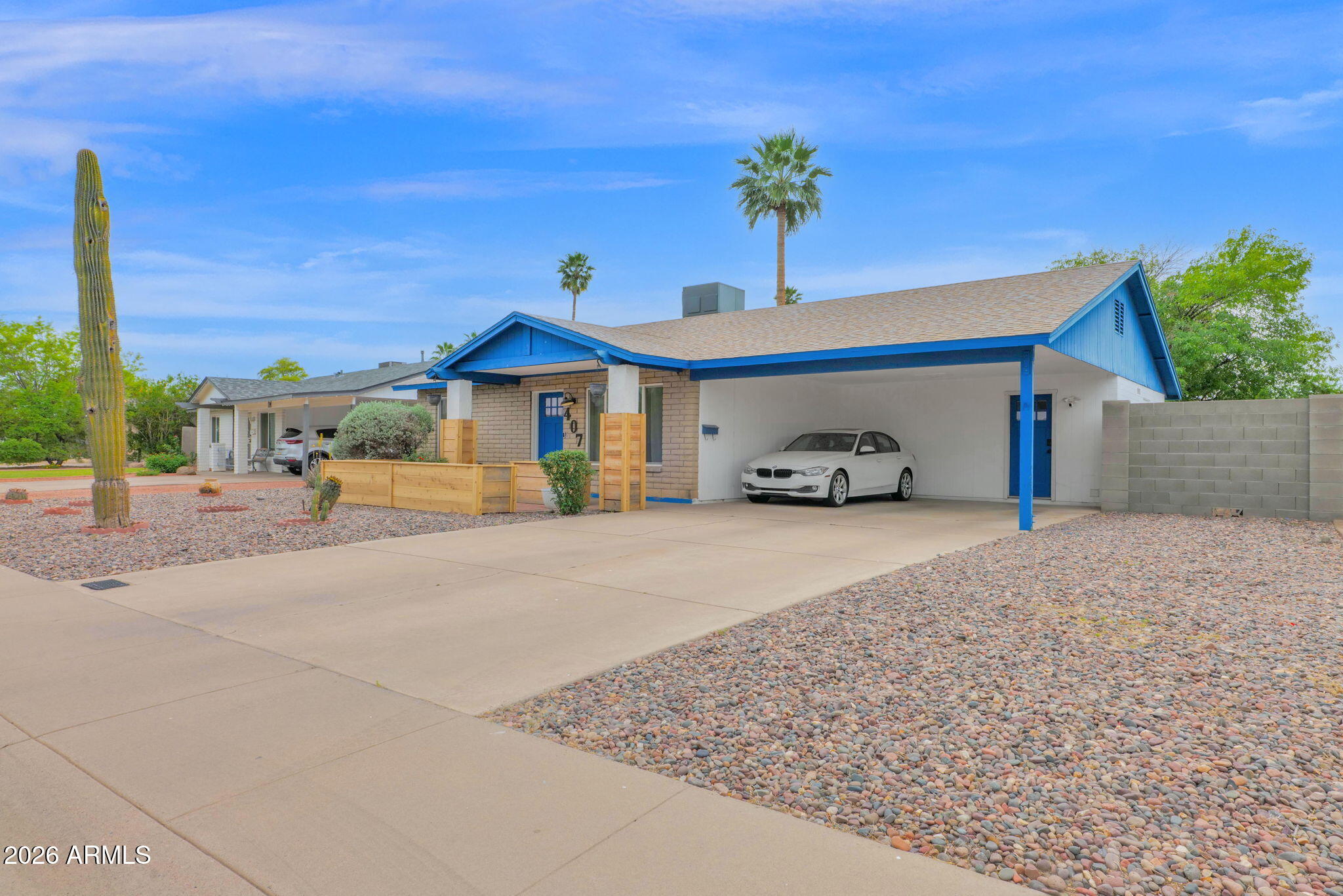 407 E AUBURN Drive