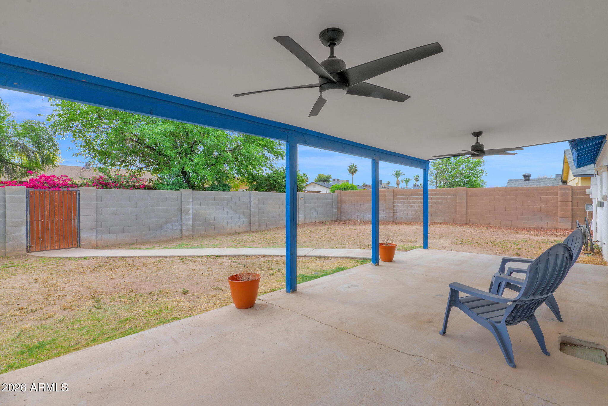 407 E AUBURN Drive