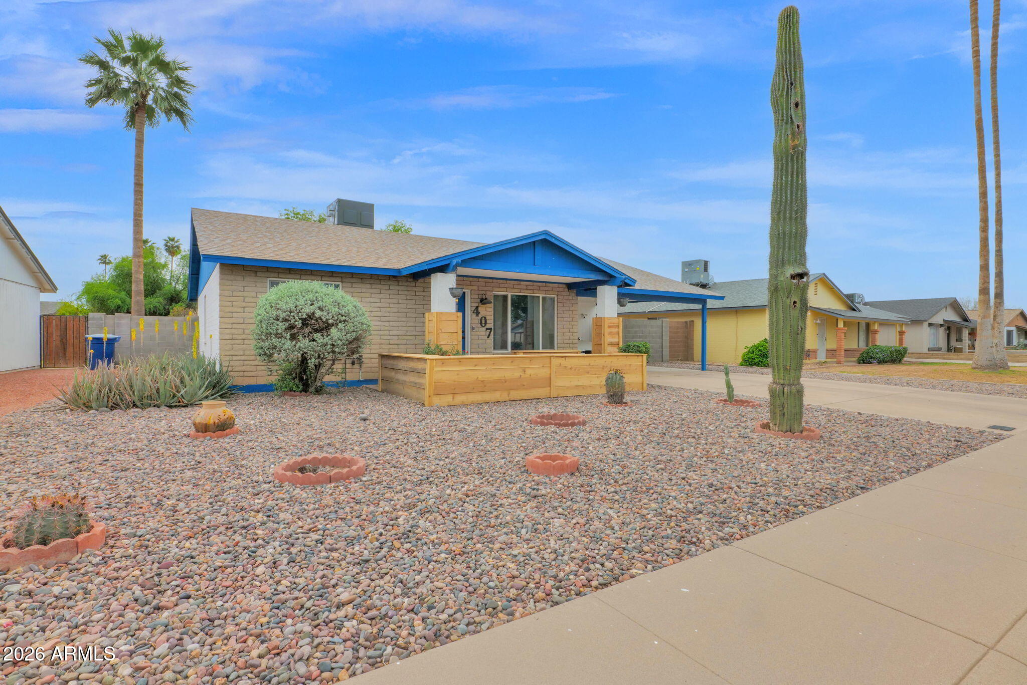 407 E AUBURN Drive