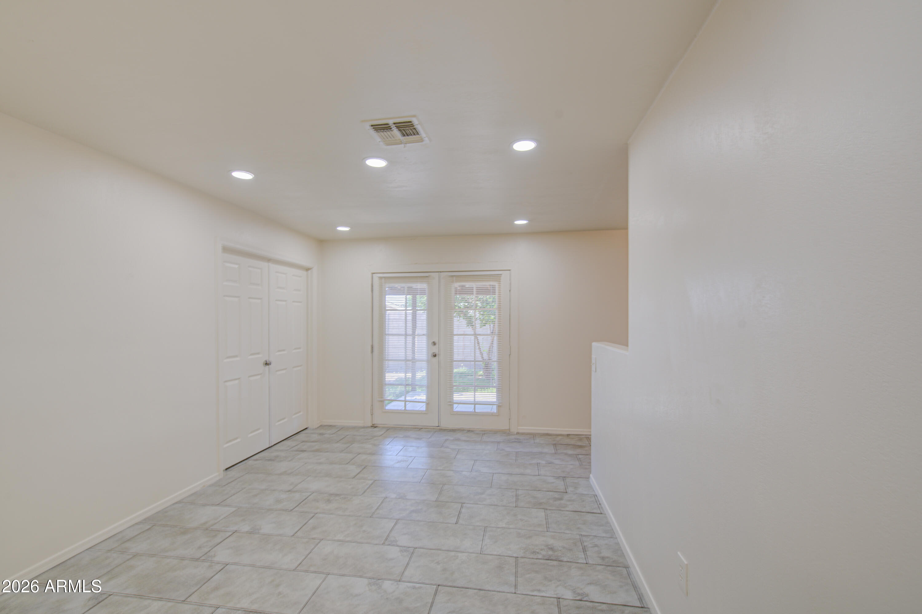 6217 W MEDLOCK Drive