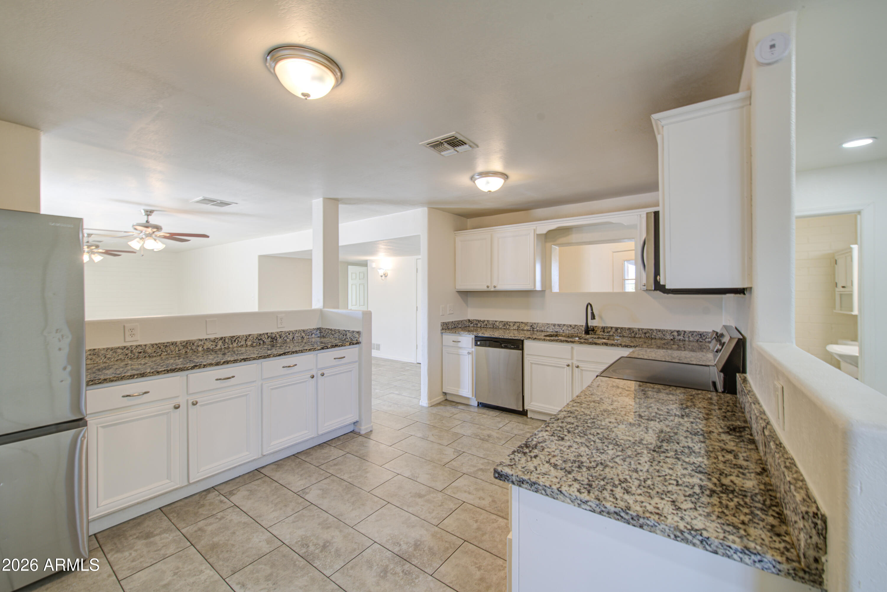 6217 W MEDLOCK Drive