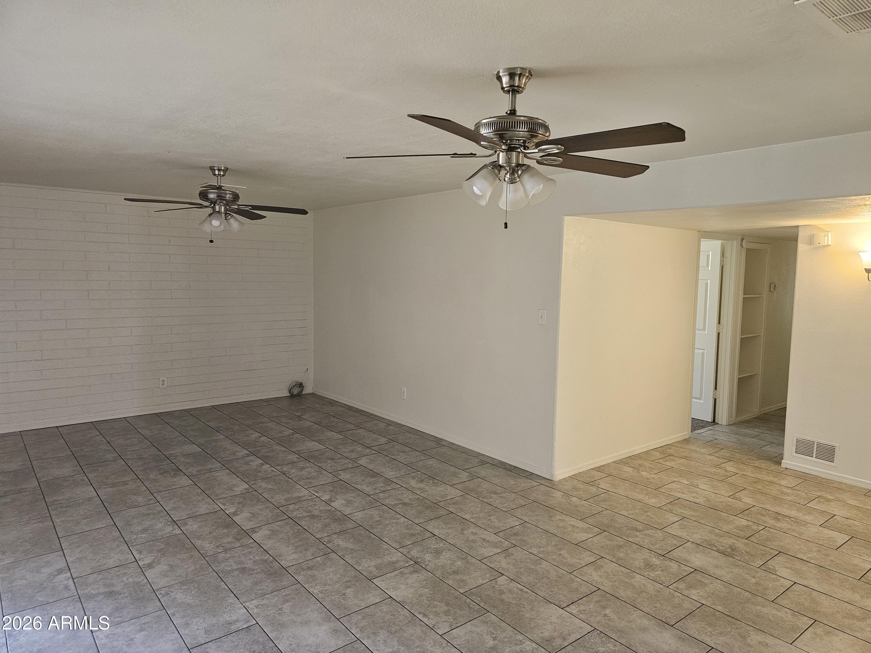 6217 W MEDLOCK Drive