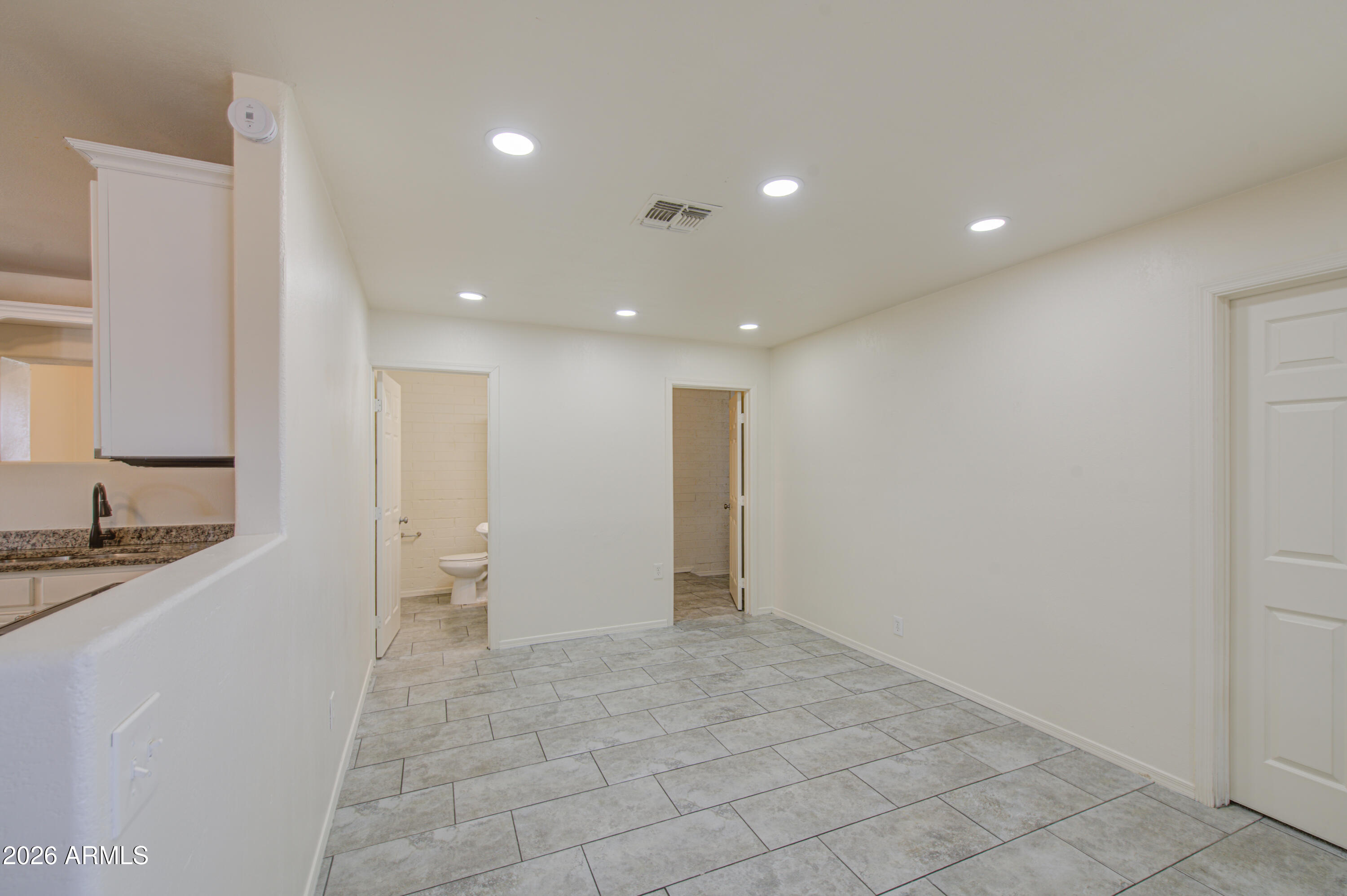 6217 W MEDLOCK Drive