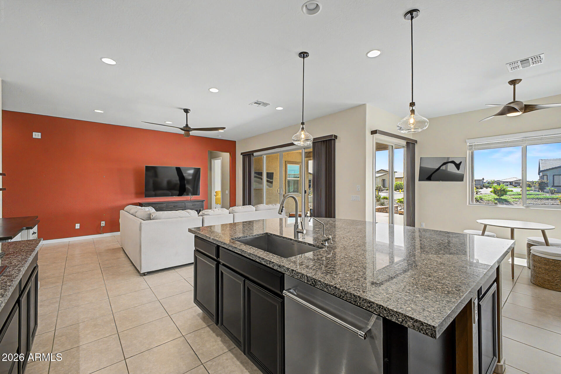 41801 W CACTUS FLOWER