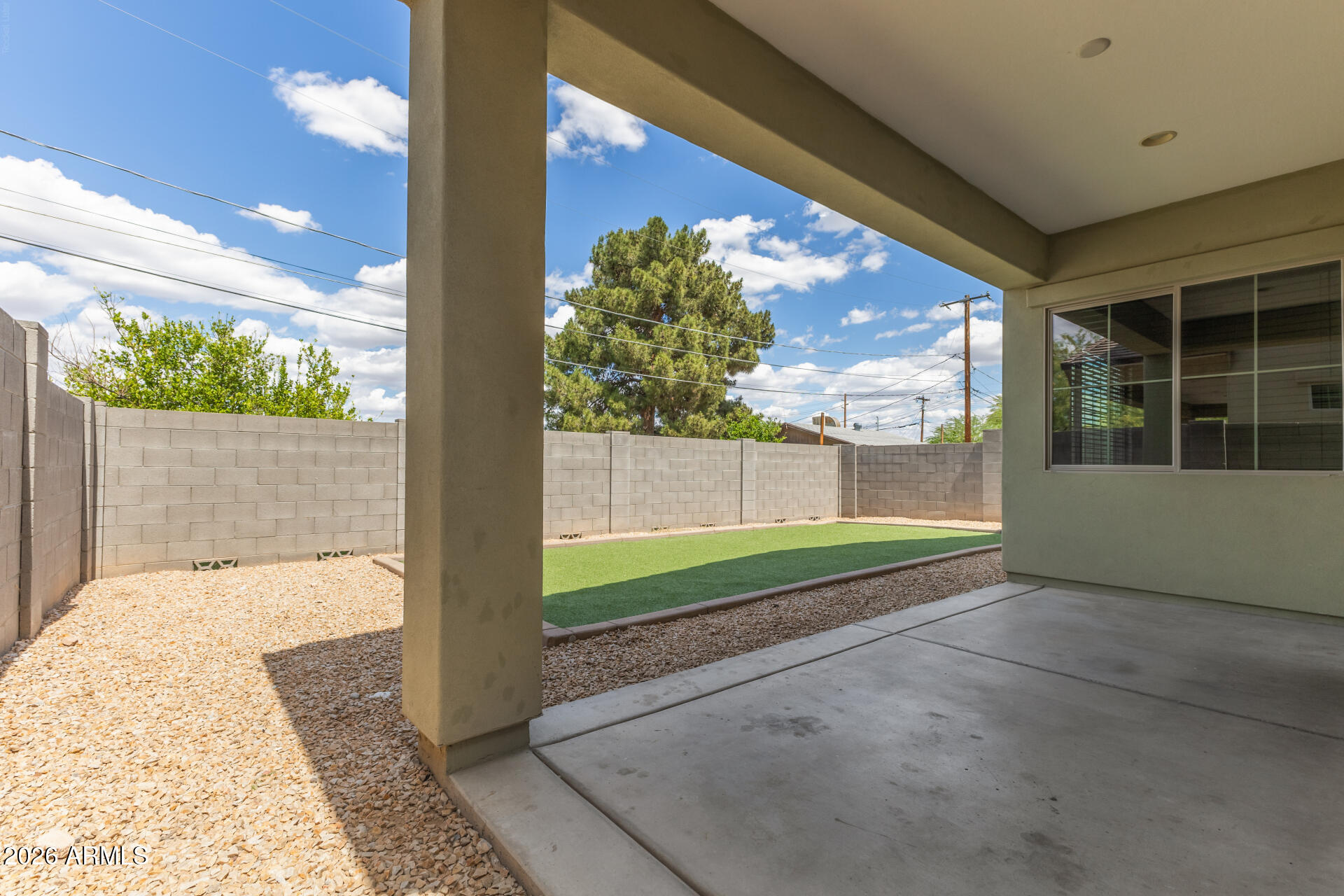 2338 W SIERRA VISTA Drive