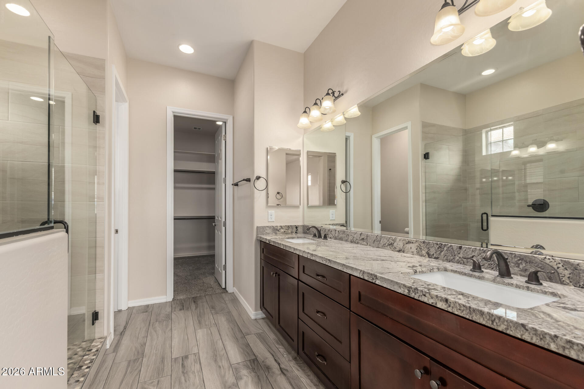 2338 W SIERRA VISTA Drive