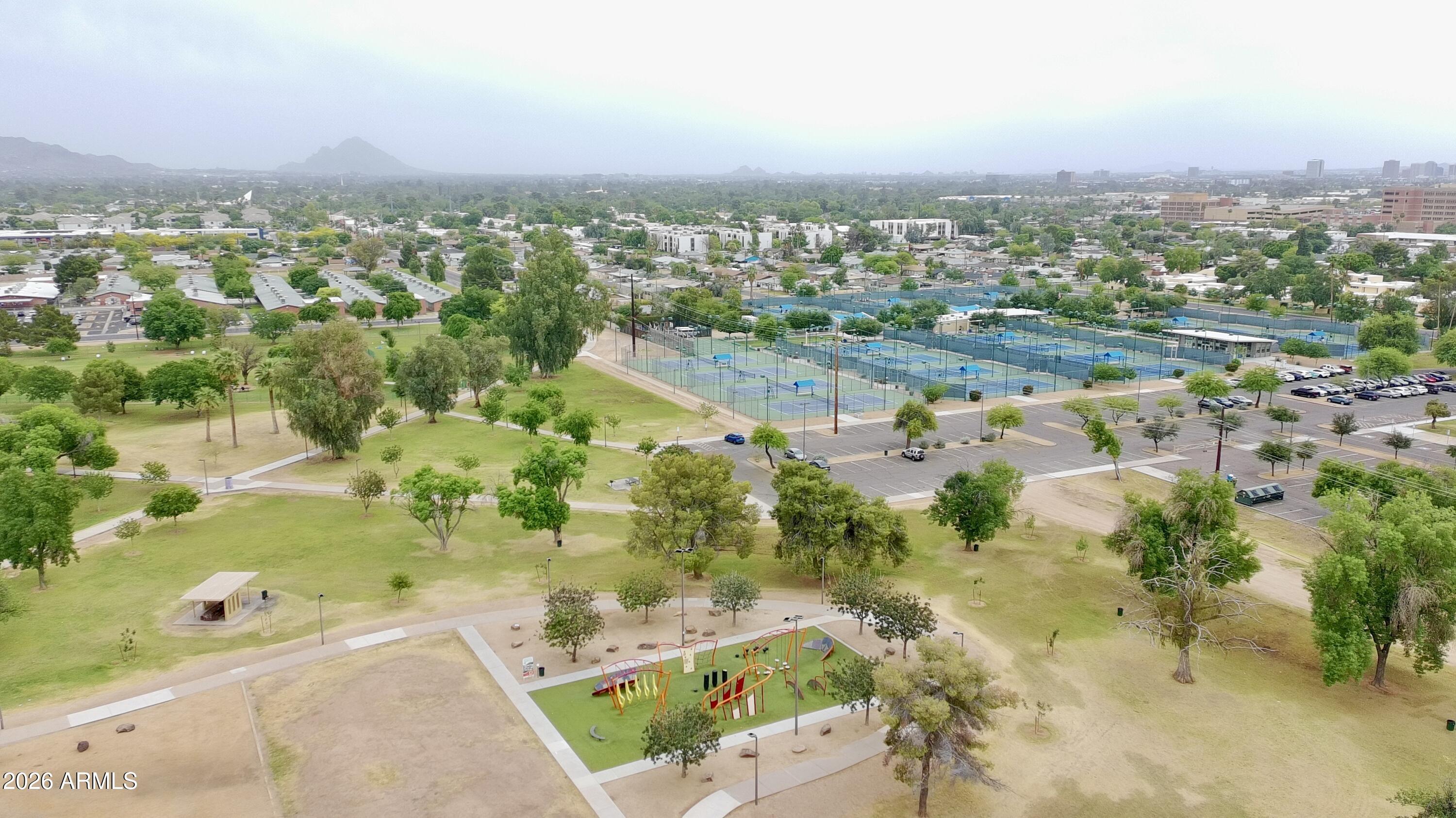 2338 W SIERRA VISTA Drive