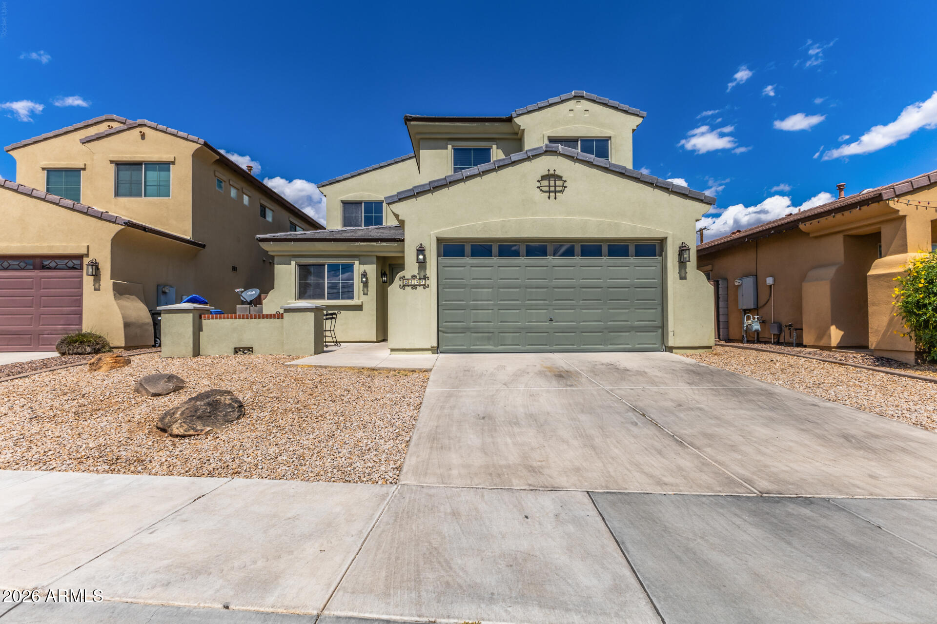 2338 W SIERRA VISTA Drive