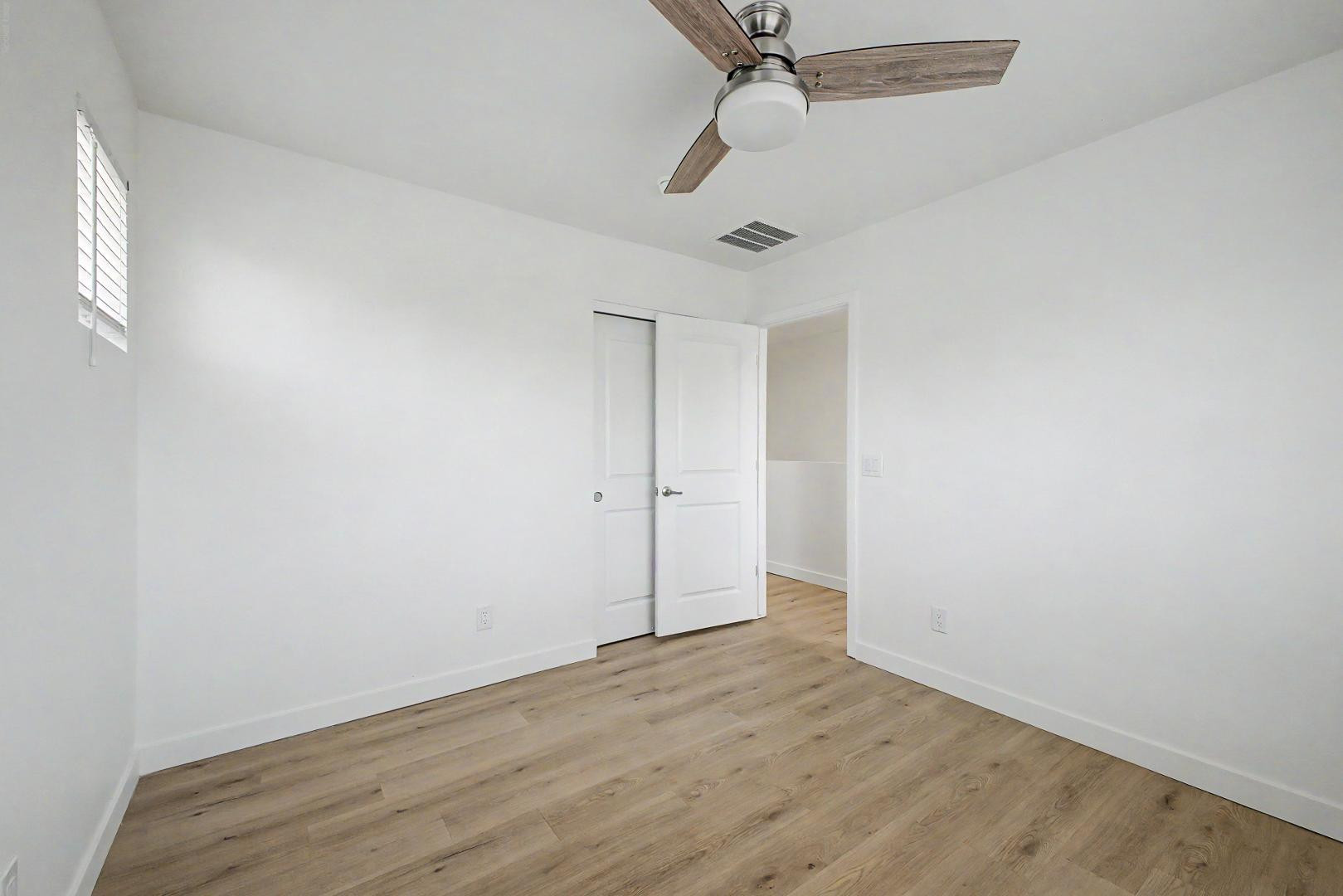 136 W Latona Road