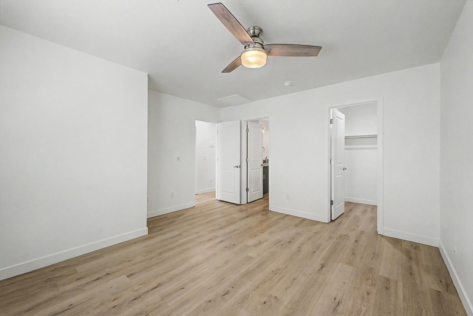 136 W Latona Road