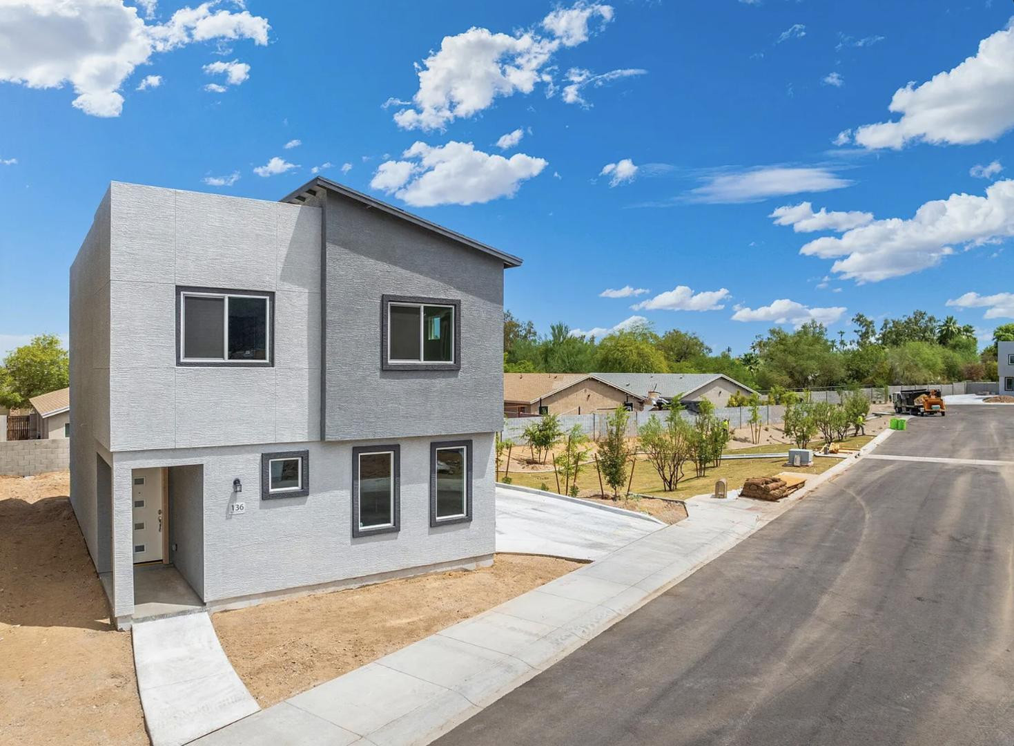 136 W Latona Road