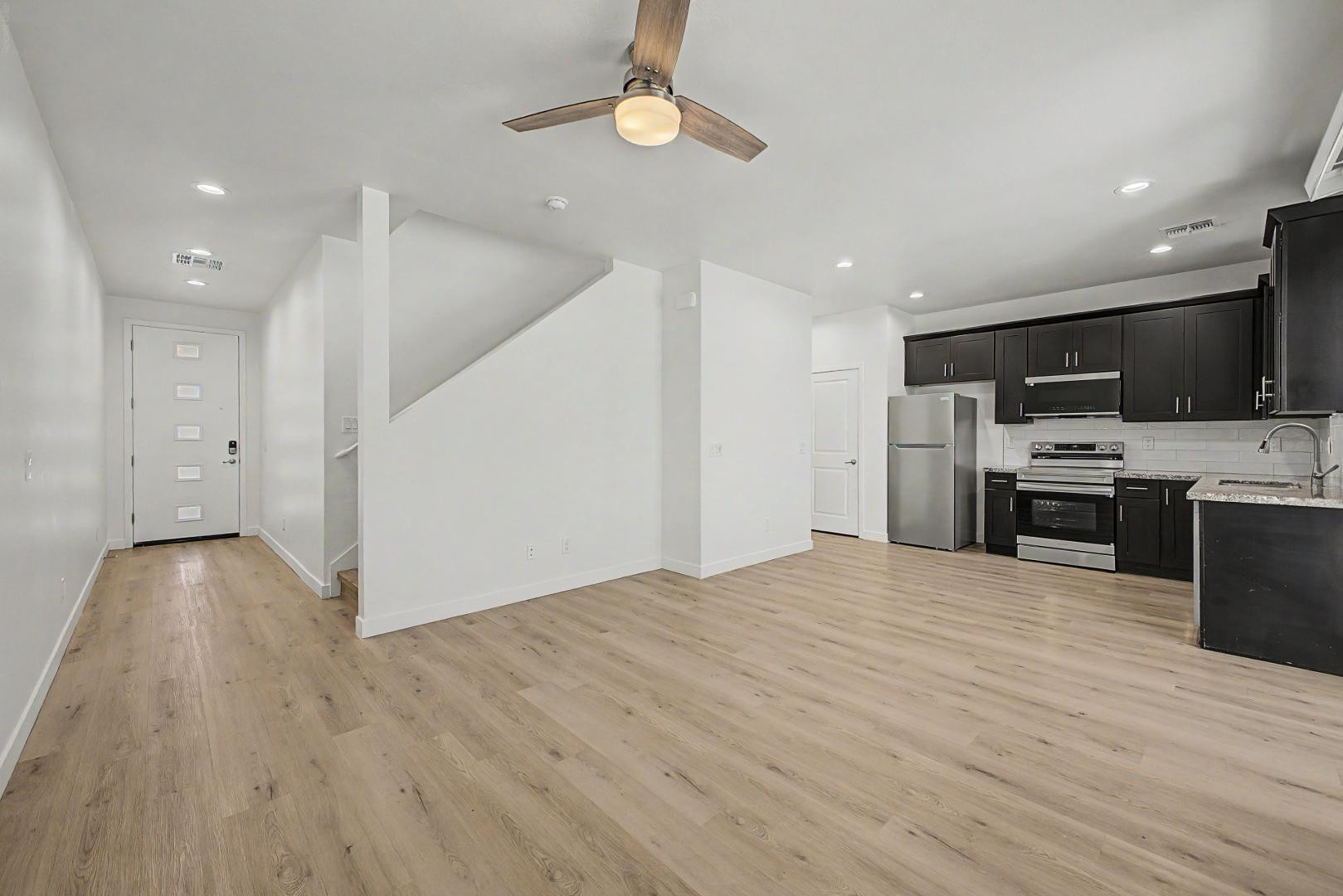 136 W Latona Road