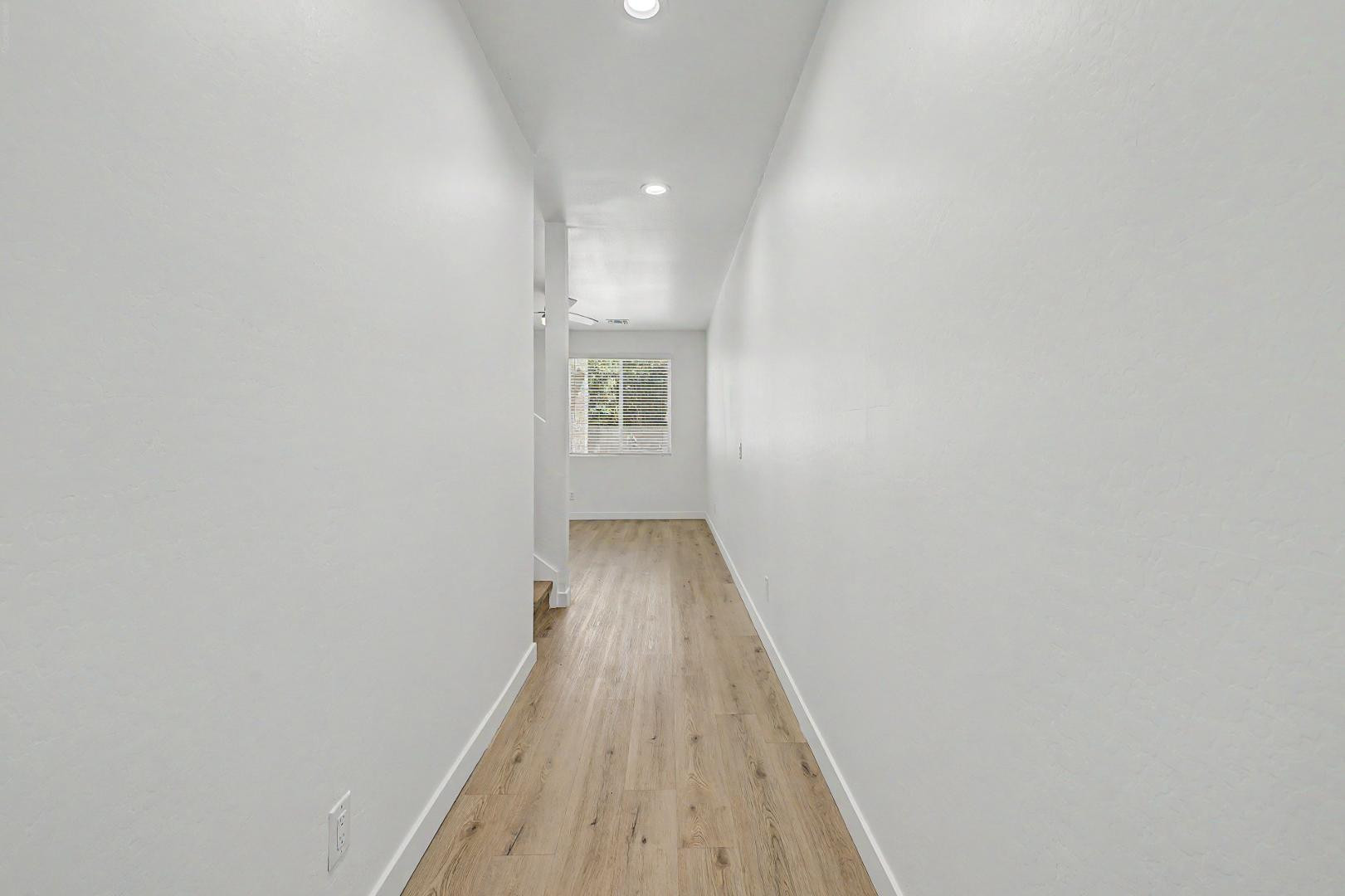 136 W Latona Road