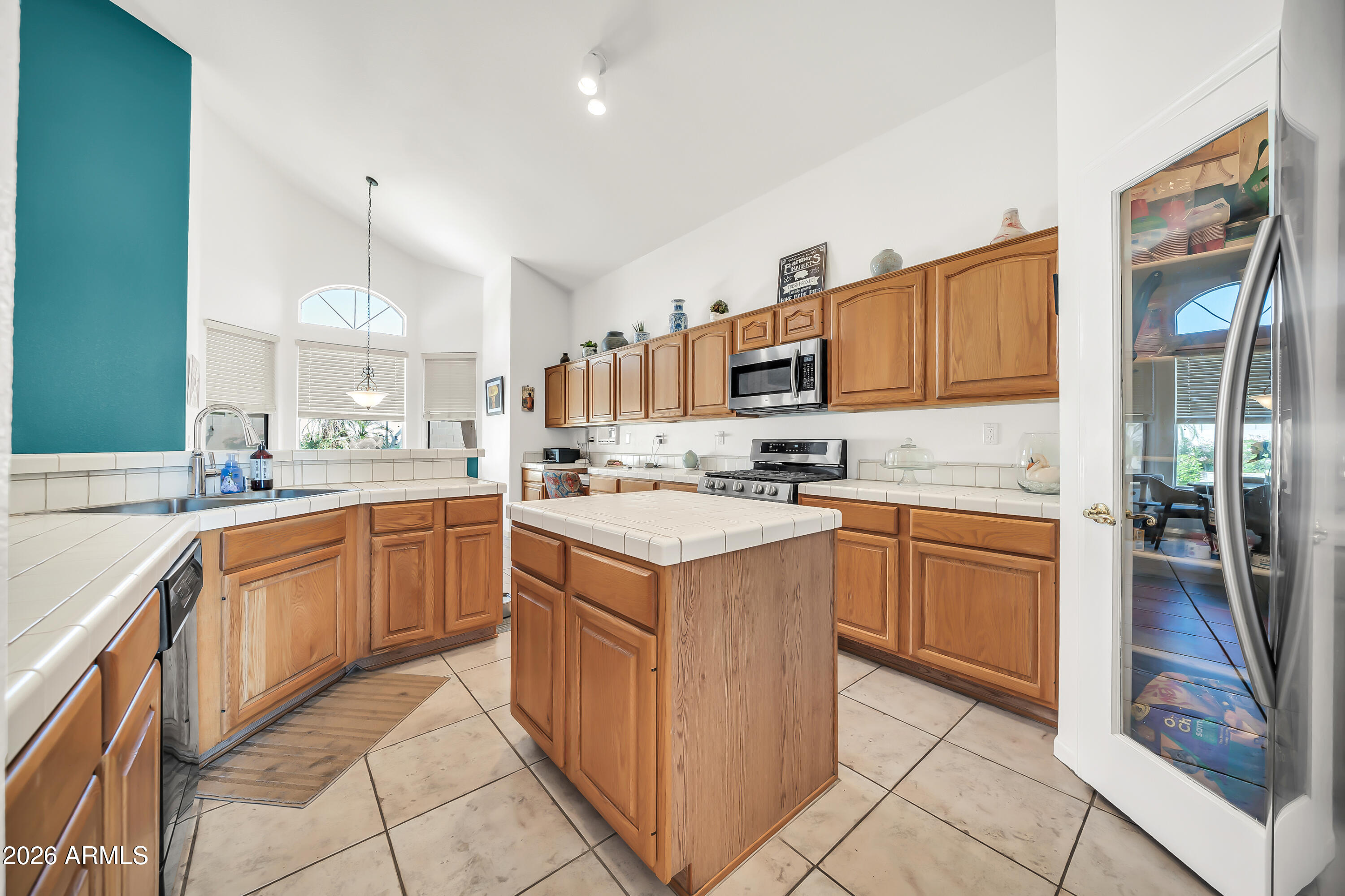 11120 W AMELIA Avenue