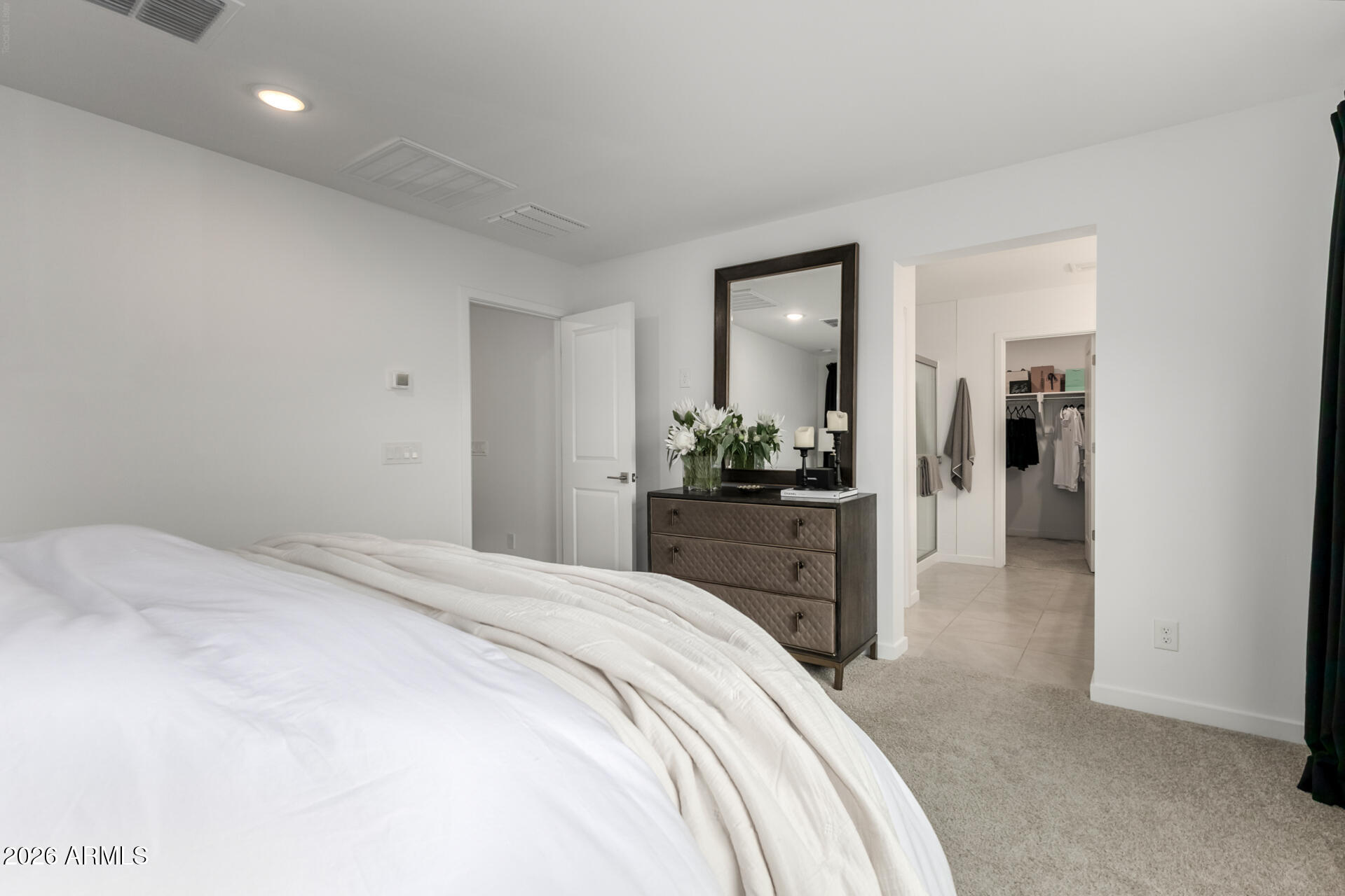 7434 W NORTHVIEW Avenue