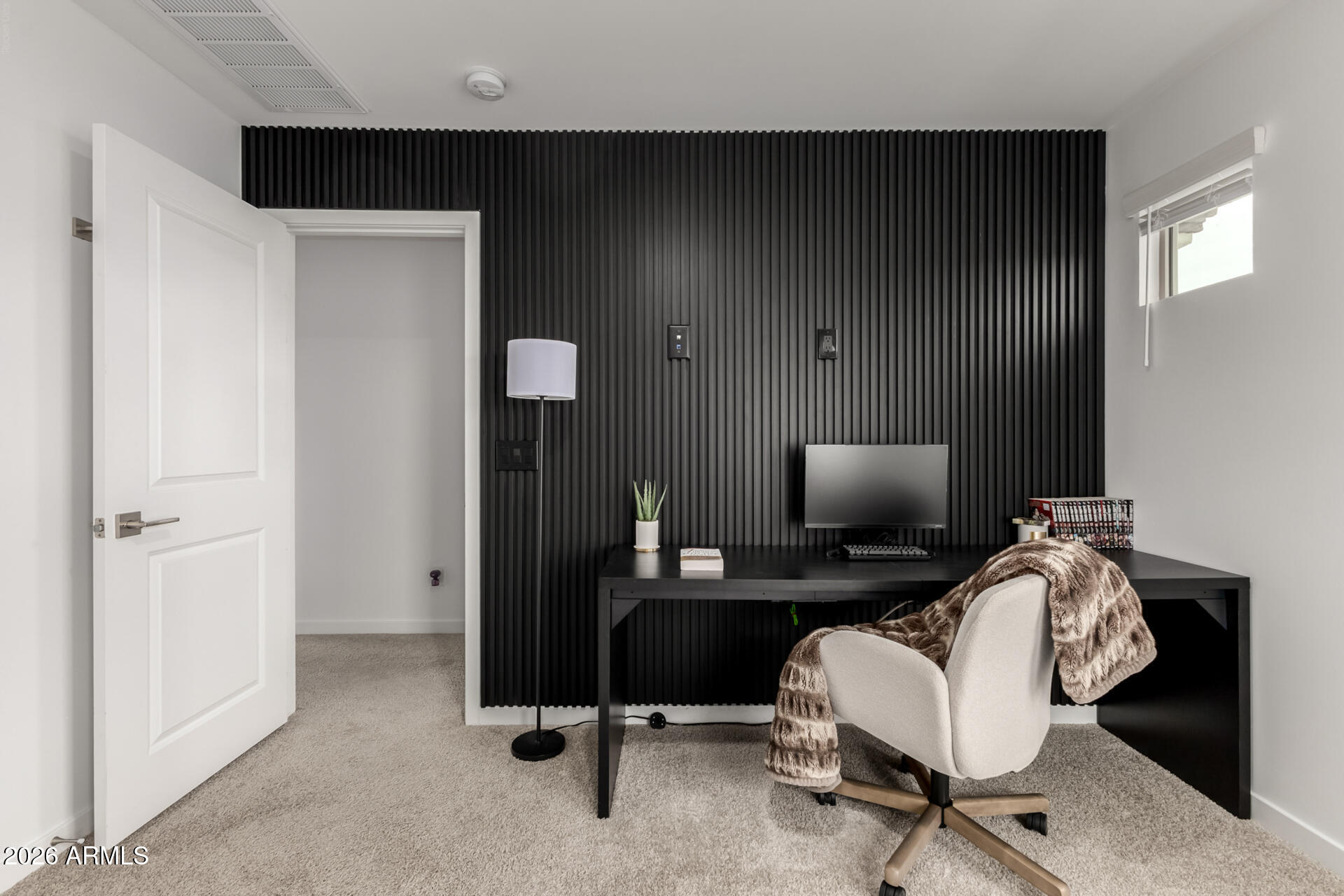 7434 W NORTHVIEW Avenue