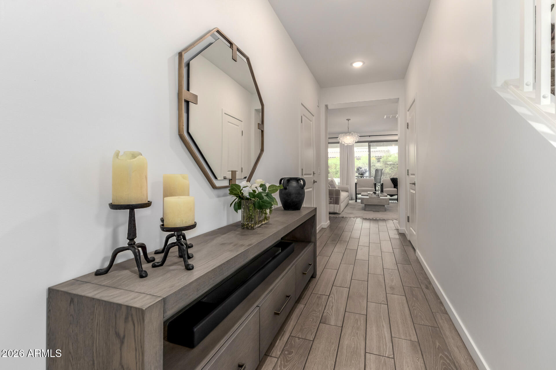 7434 W NORTHVIEW Avenue