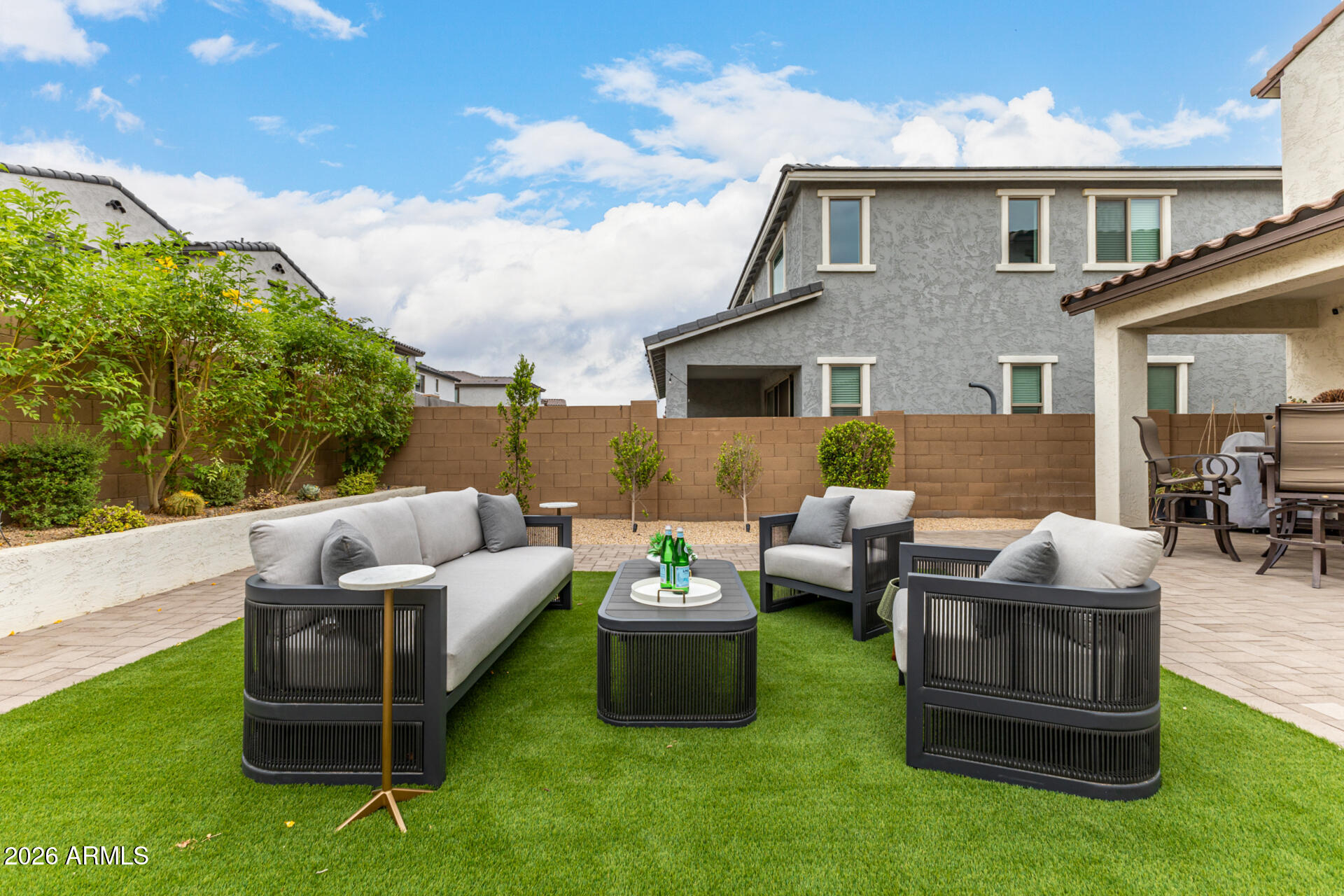 7434 W NORTHVIEW Avenue