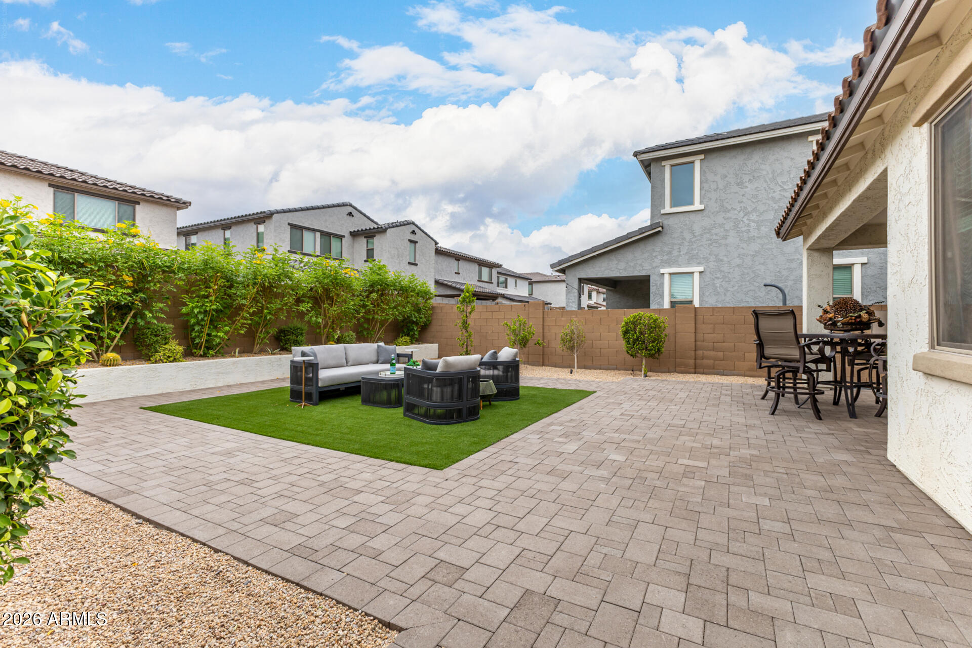 7434 W NORTHVIEW Avenue