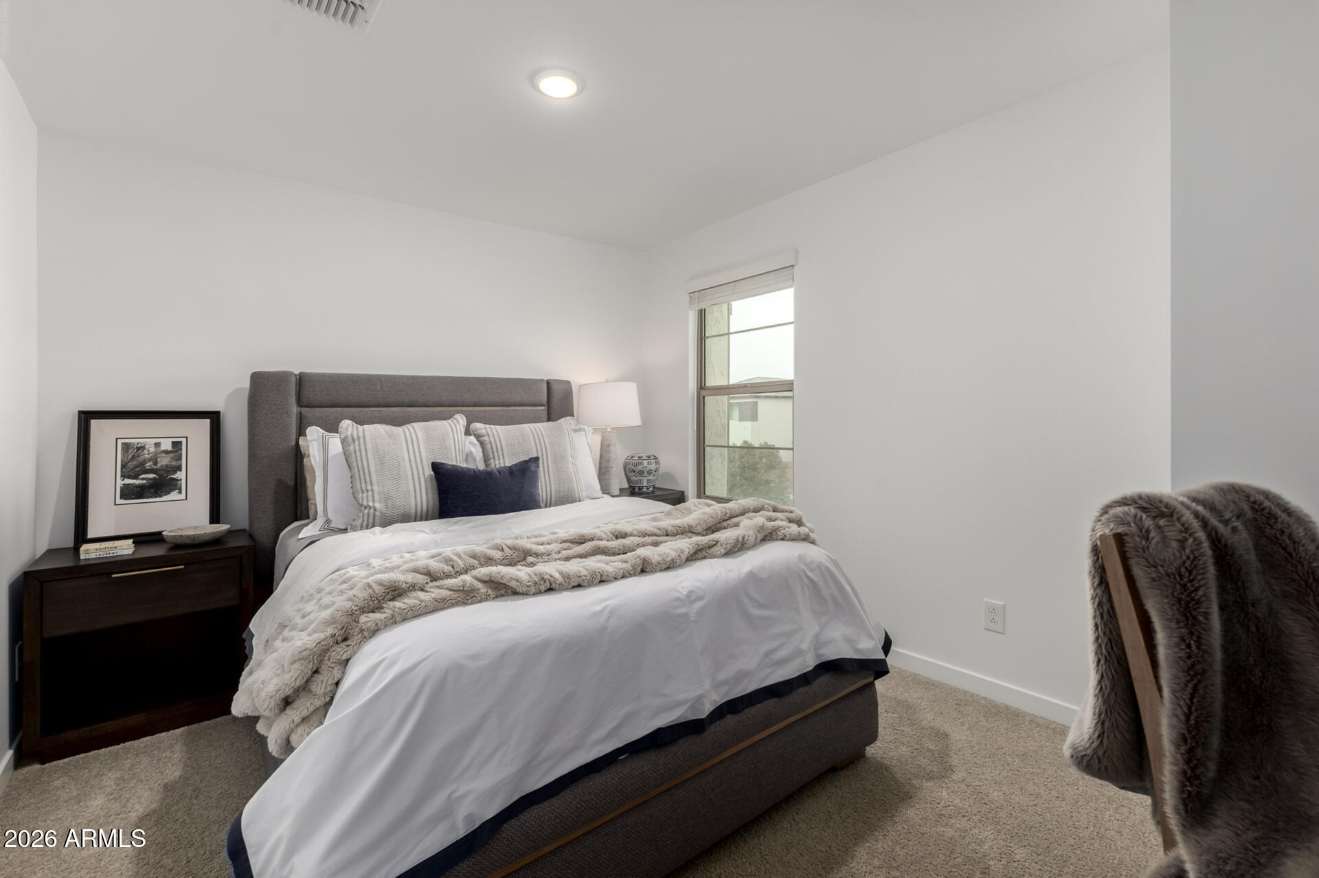 7434 W NORTHVIEW Avenue