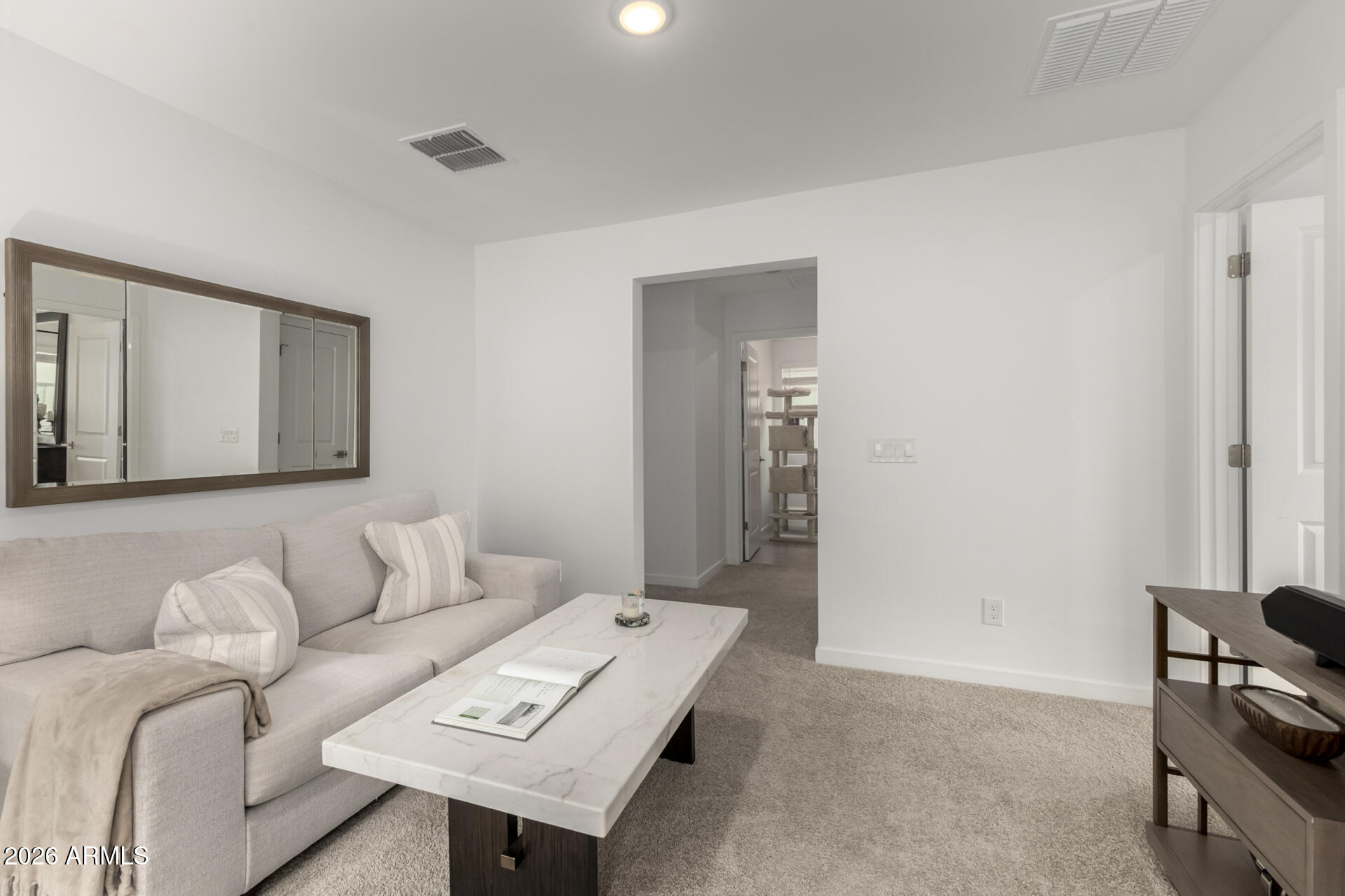 7434 W NORTHVIEW Avenue