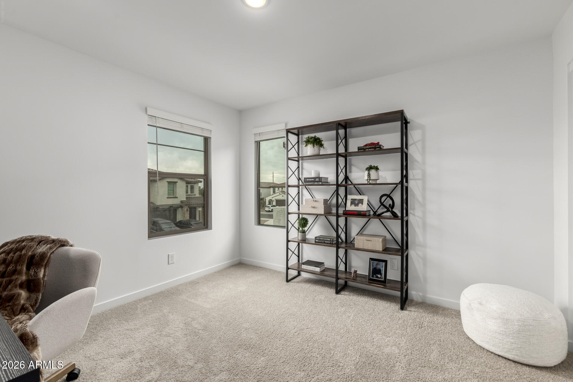 7434 W NORTHVIEW Avenue