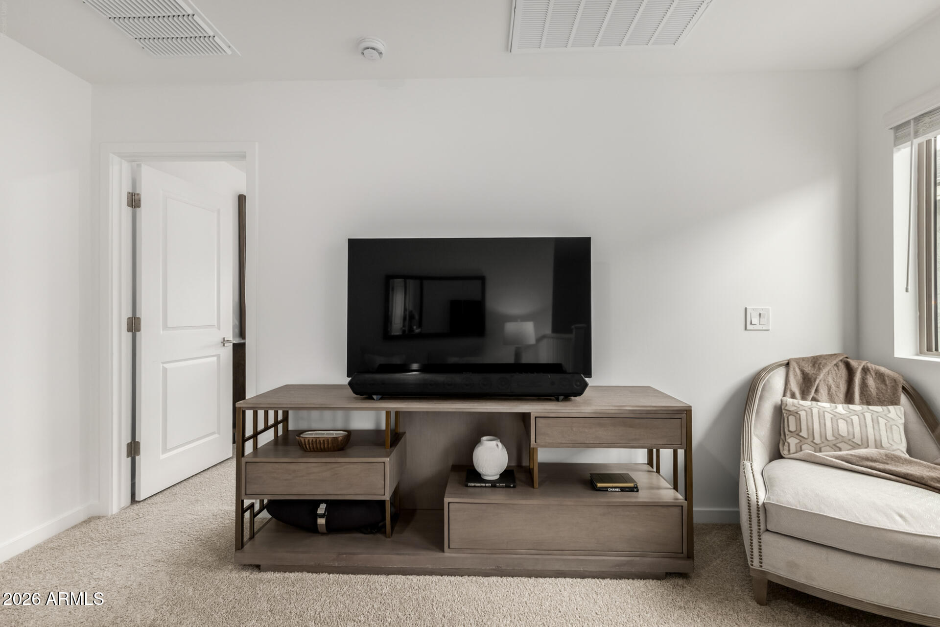 7434 W NORTHVIEW Avenue