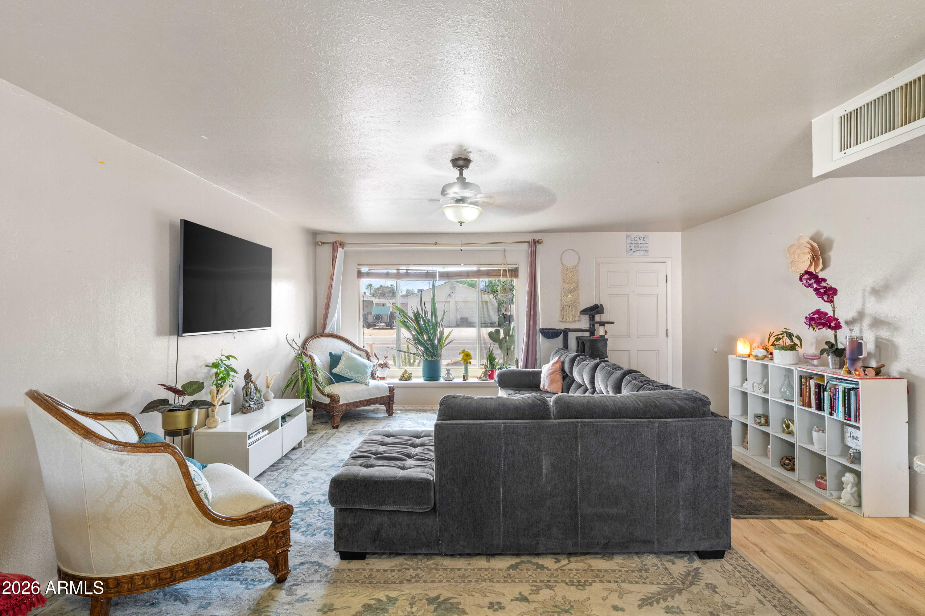 4927 N 86TH Street