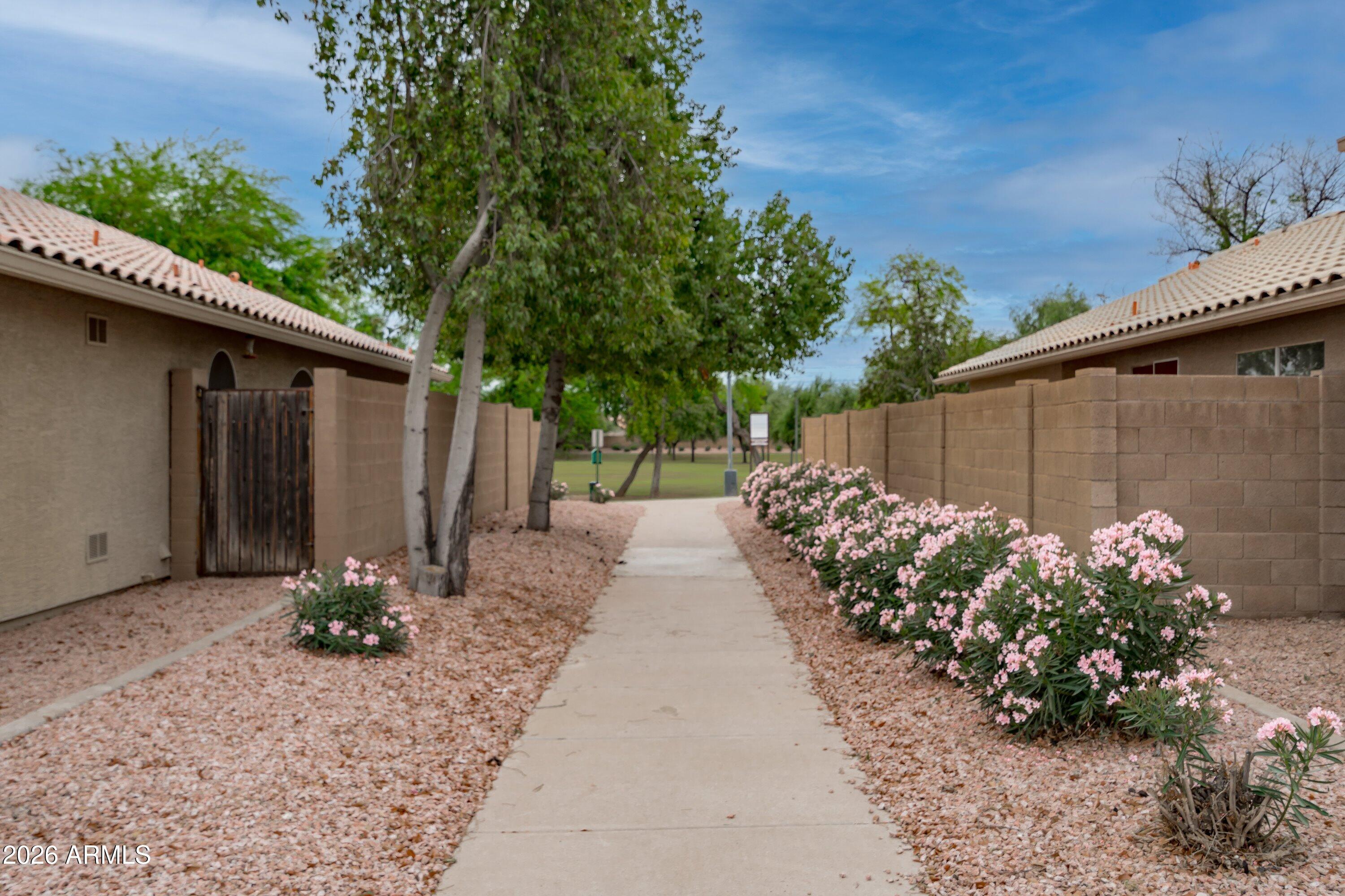 1269 E CENTURY Avenue