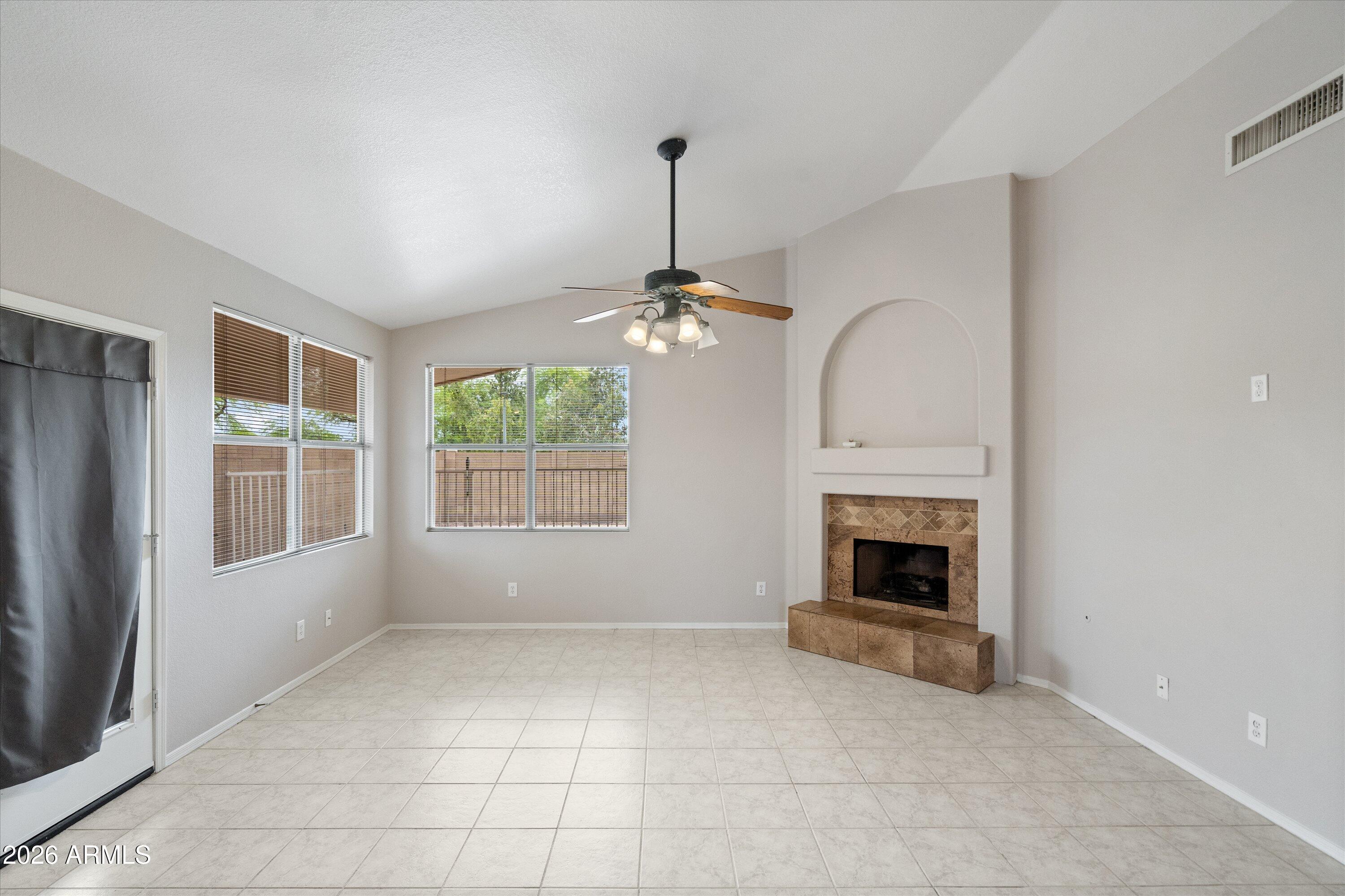 1269 E CENTURY Avenue