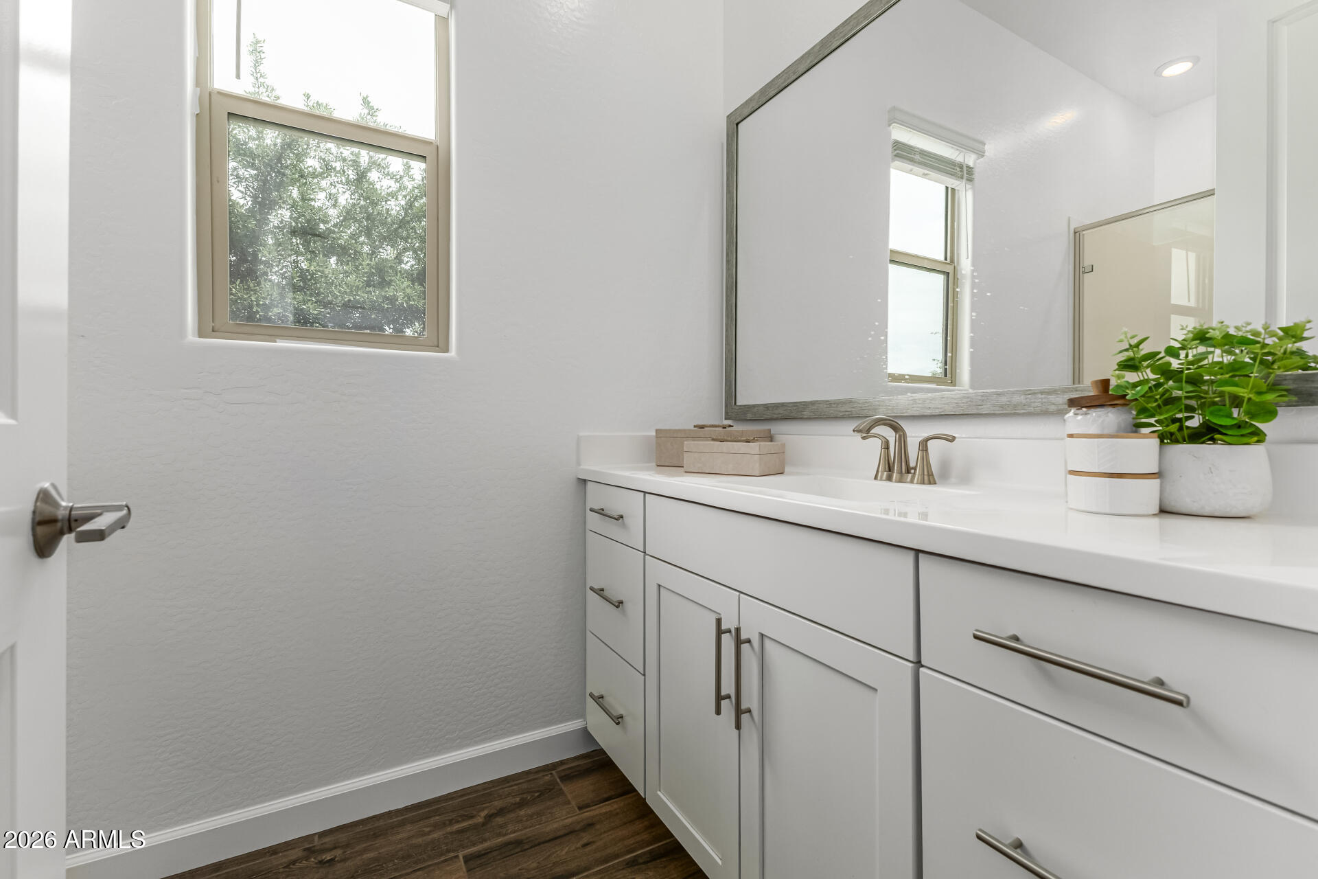 21778 E VIA DE ARBOLES