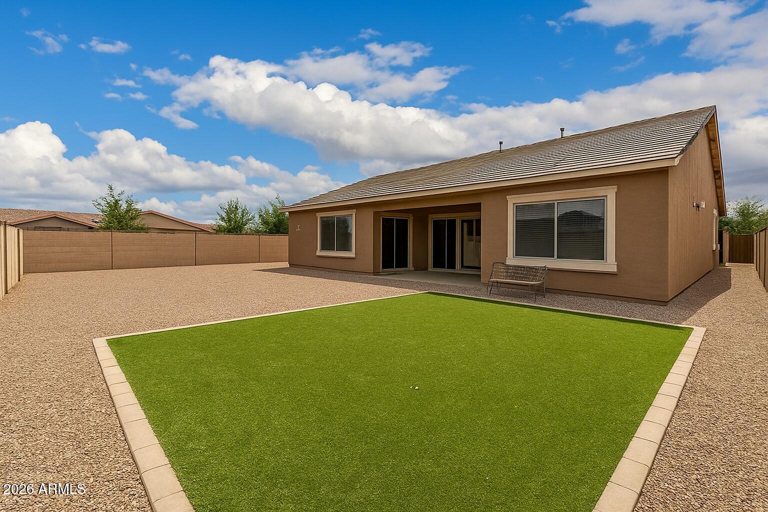 21778 E VIA DE ARBOLES