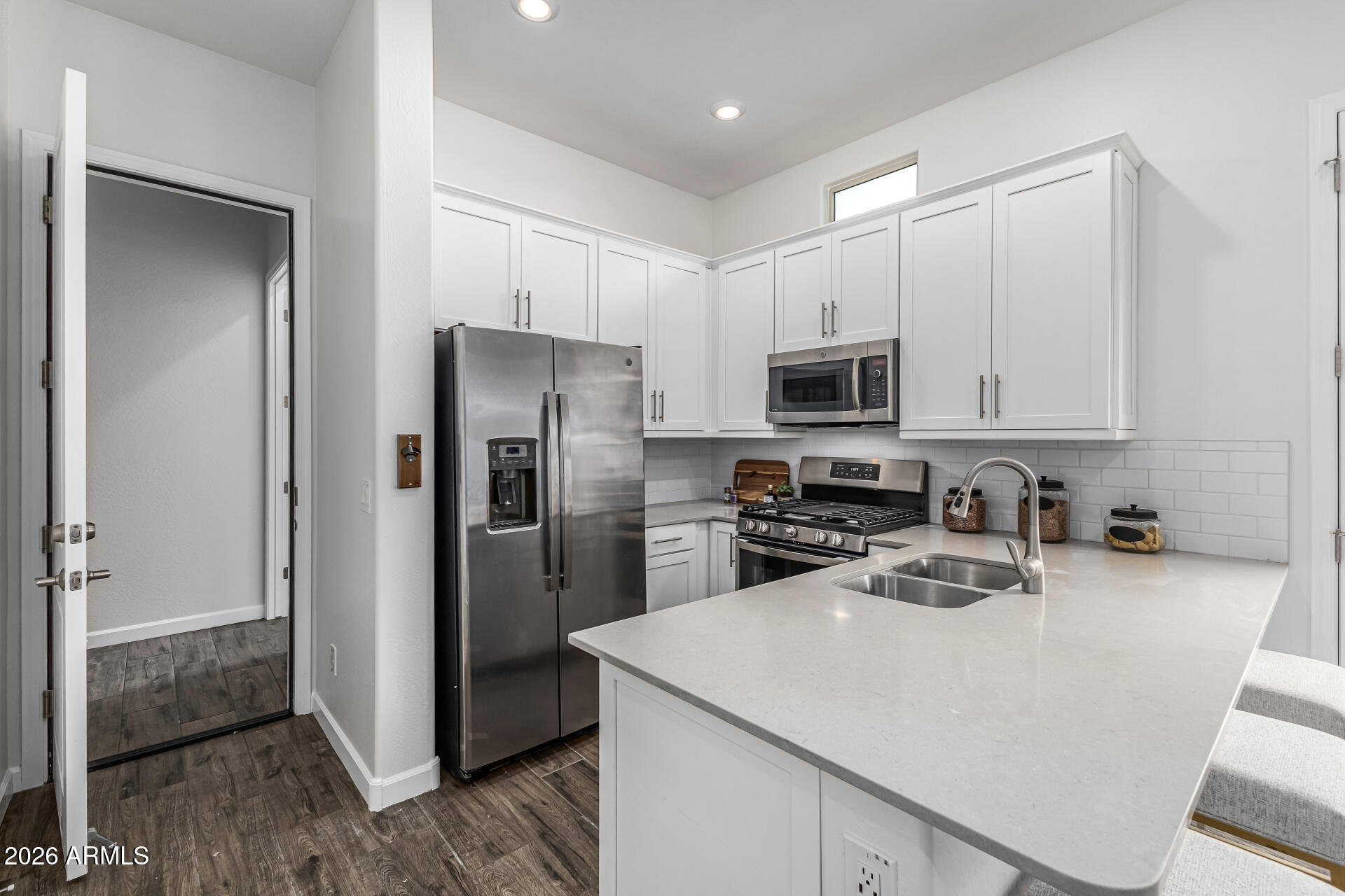 21778 E VIA DE ARBOLES