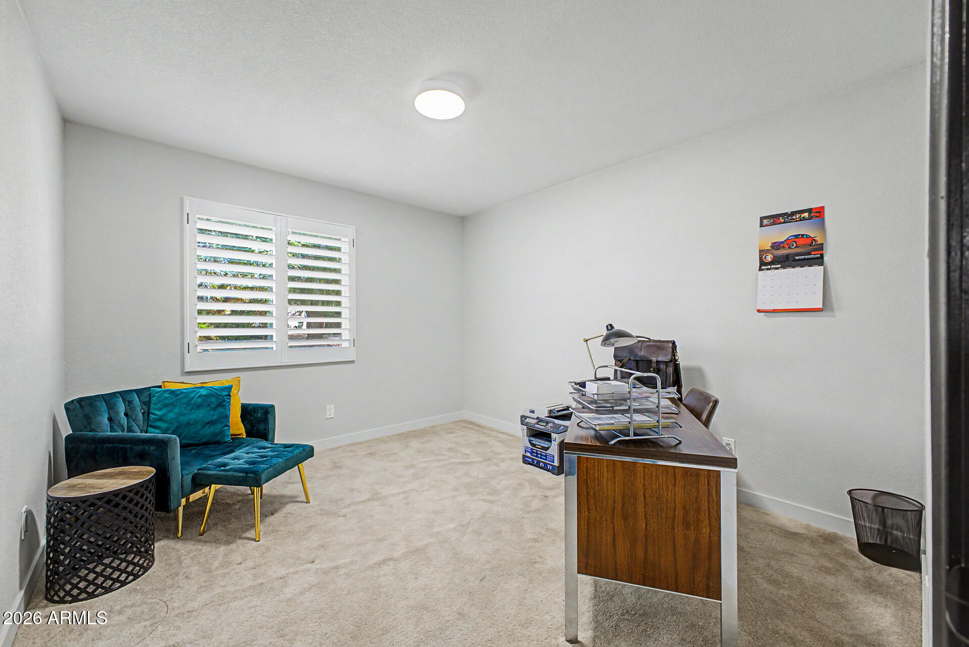 1501 W DUNLAP Avenue