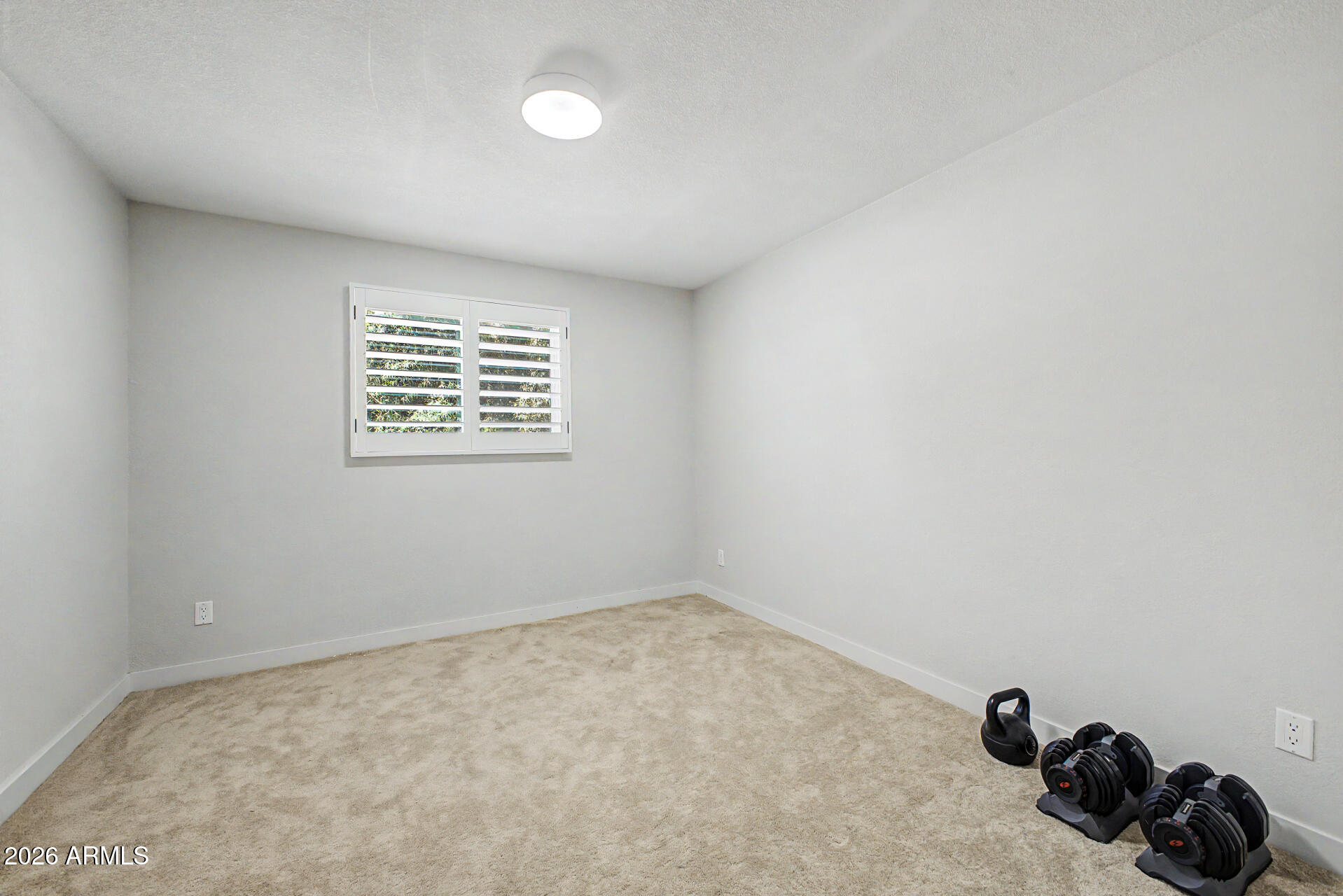 1501 W DUNLAP Avenue
