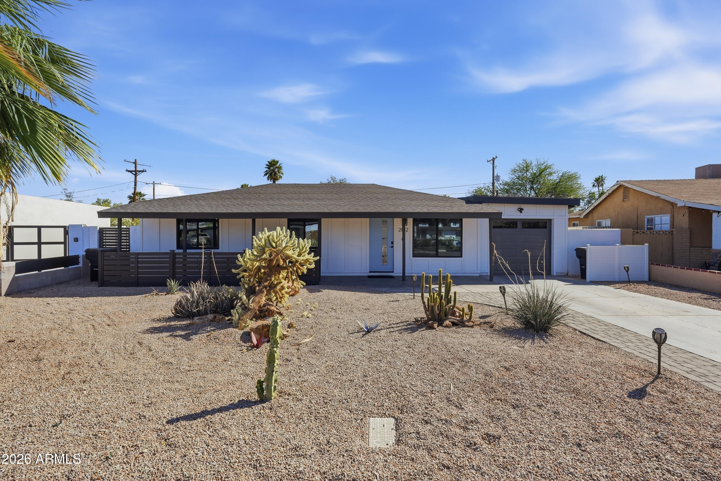 2812 N 71ST Place