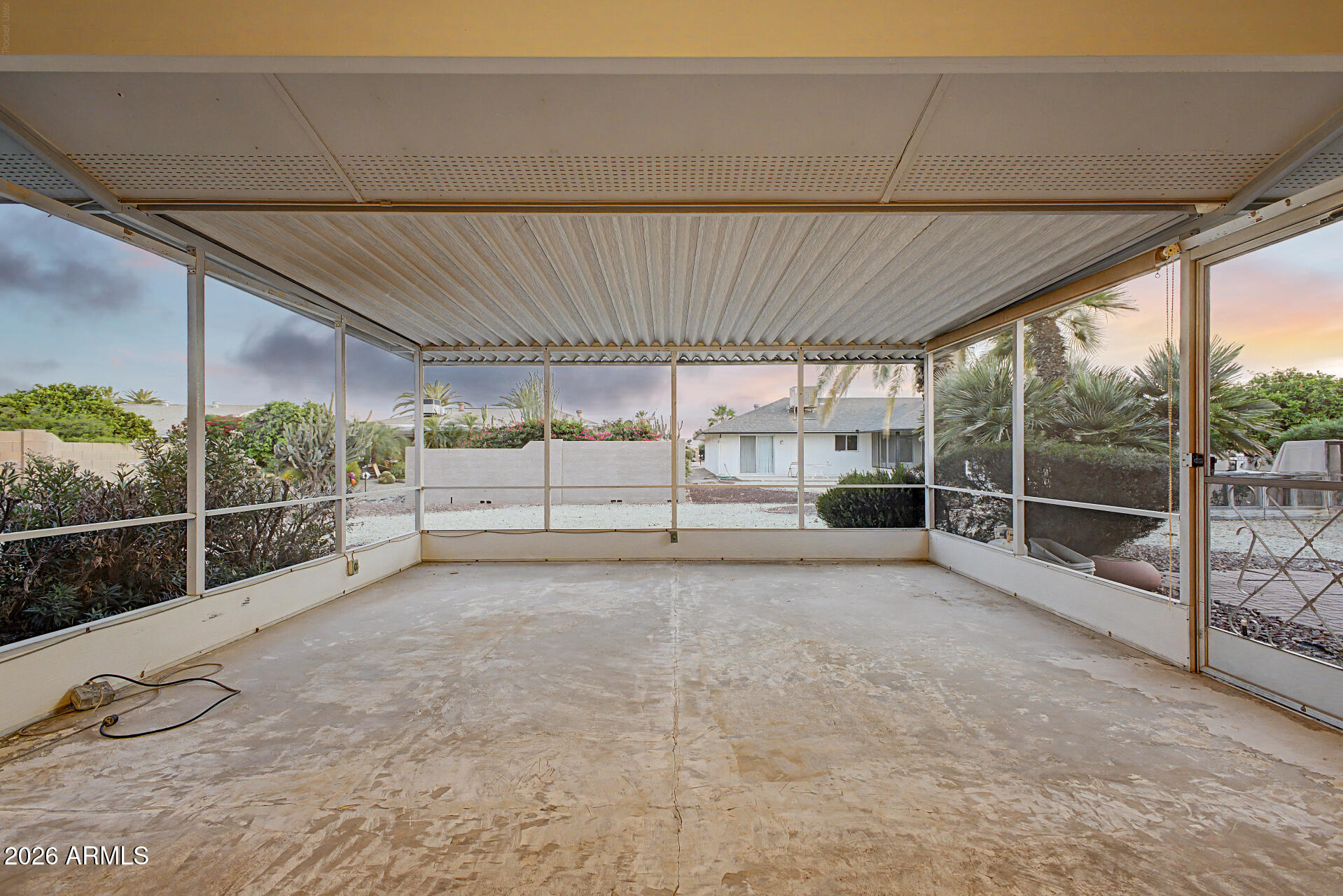 12523 W PARKWOOD Drive