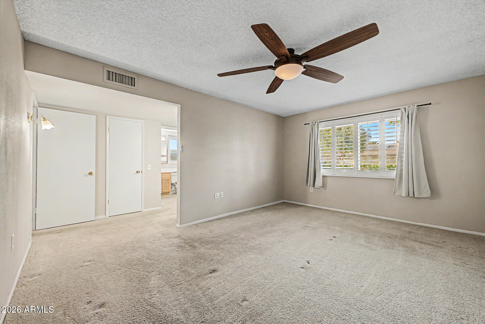 12523 W PARKWOOD Drive