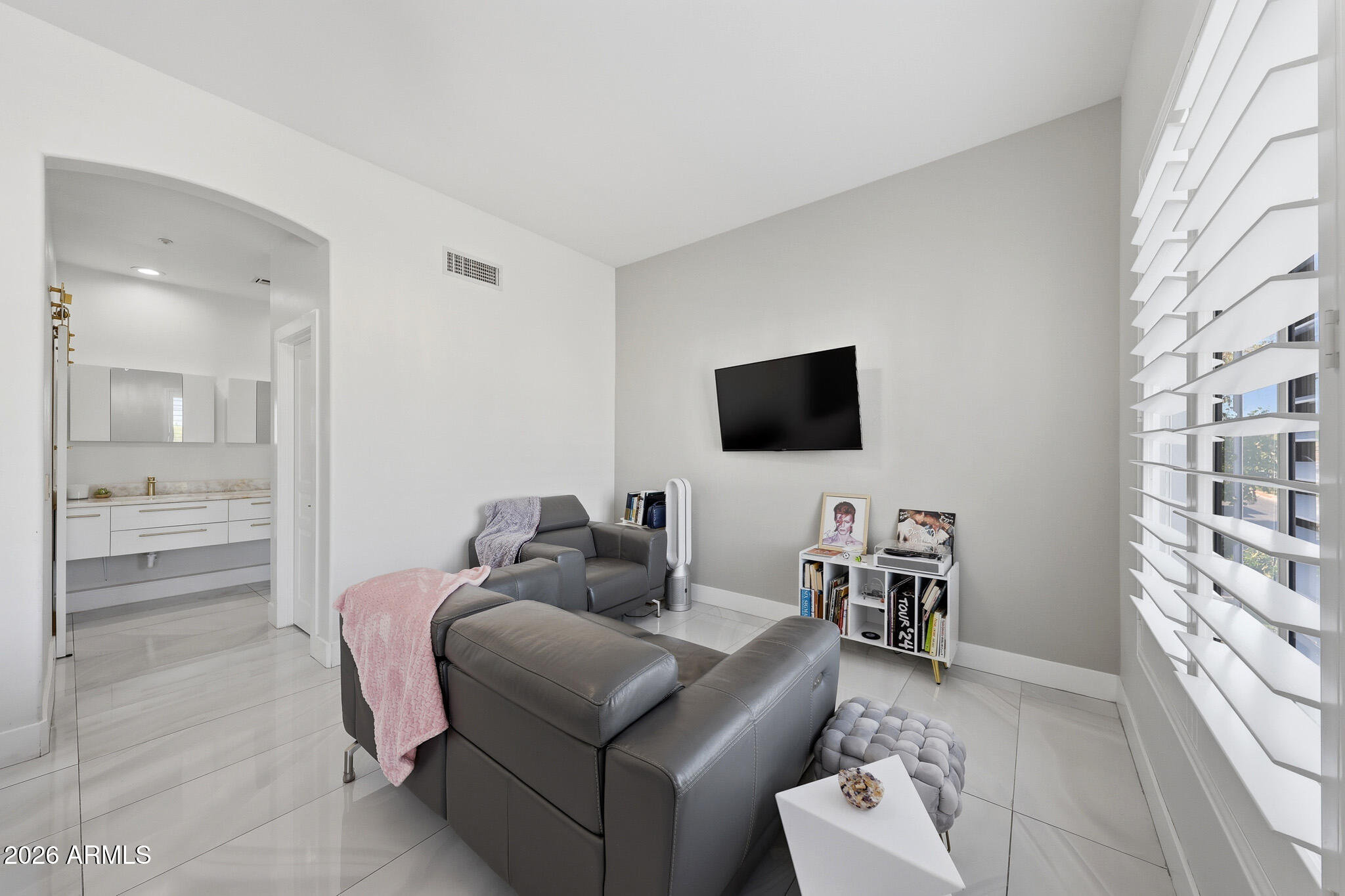 8180 E SHEA Boulevard 1013