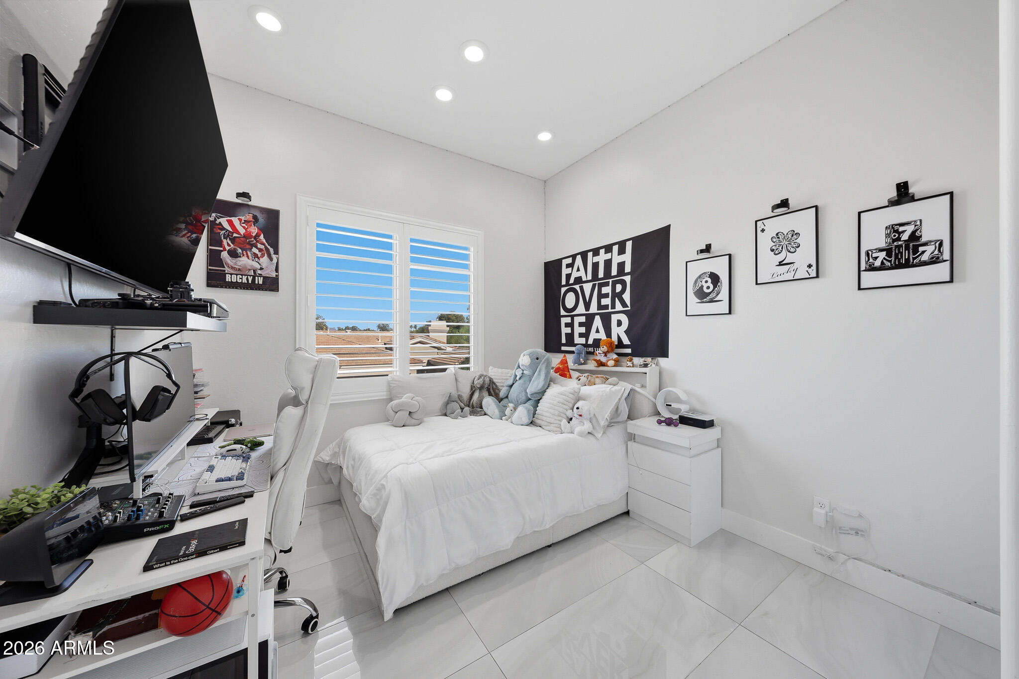 8180 E SHEA Boulevard 1013