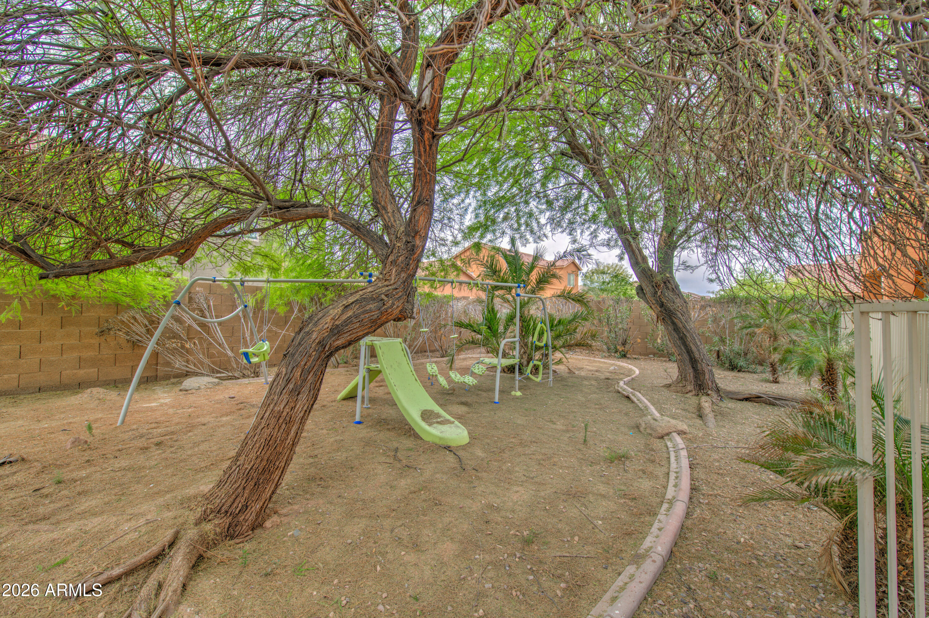 4933 W ST CATHERINE Avenue