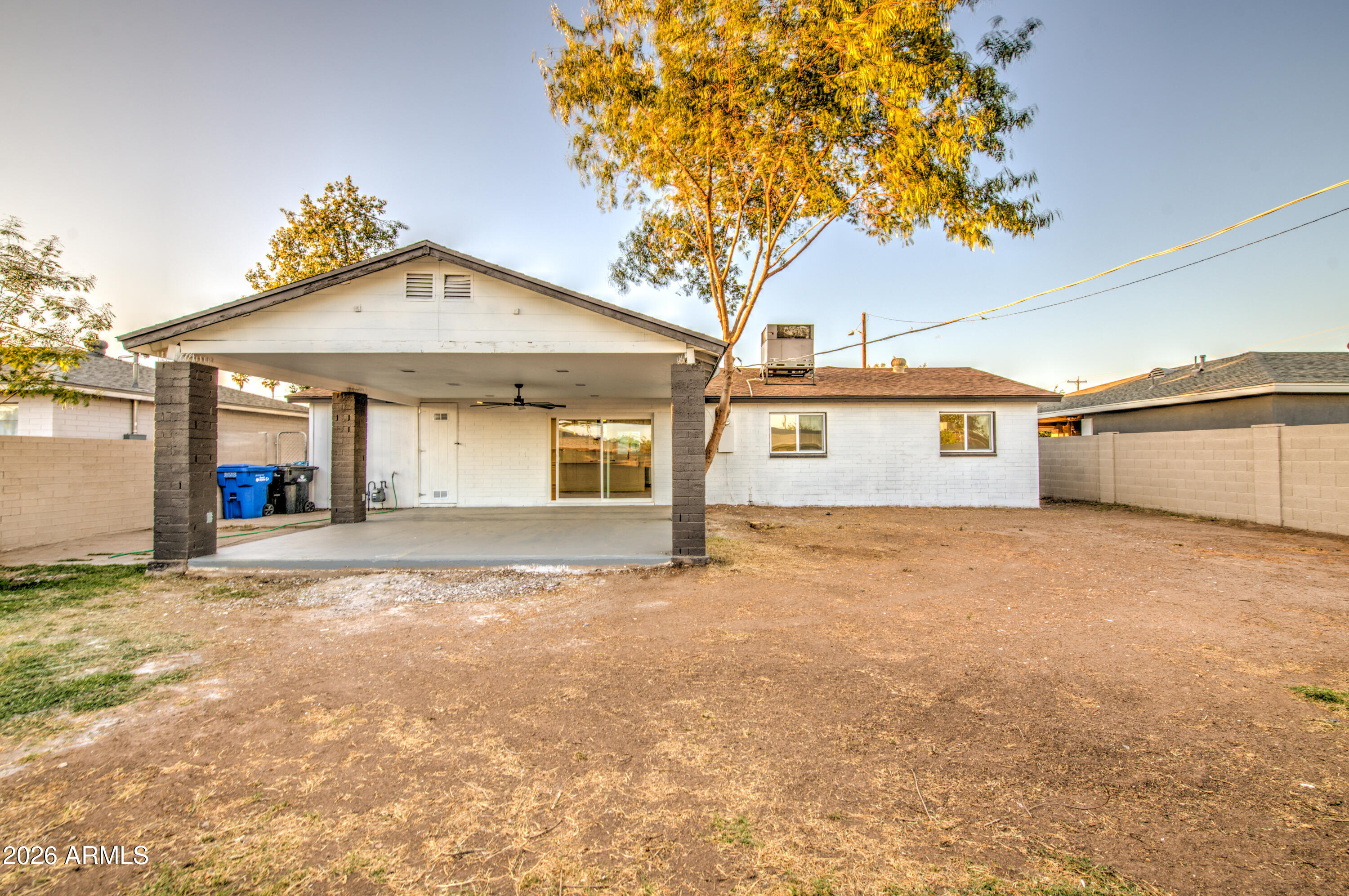 3801 W MONTEBELLO Avenue