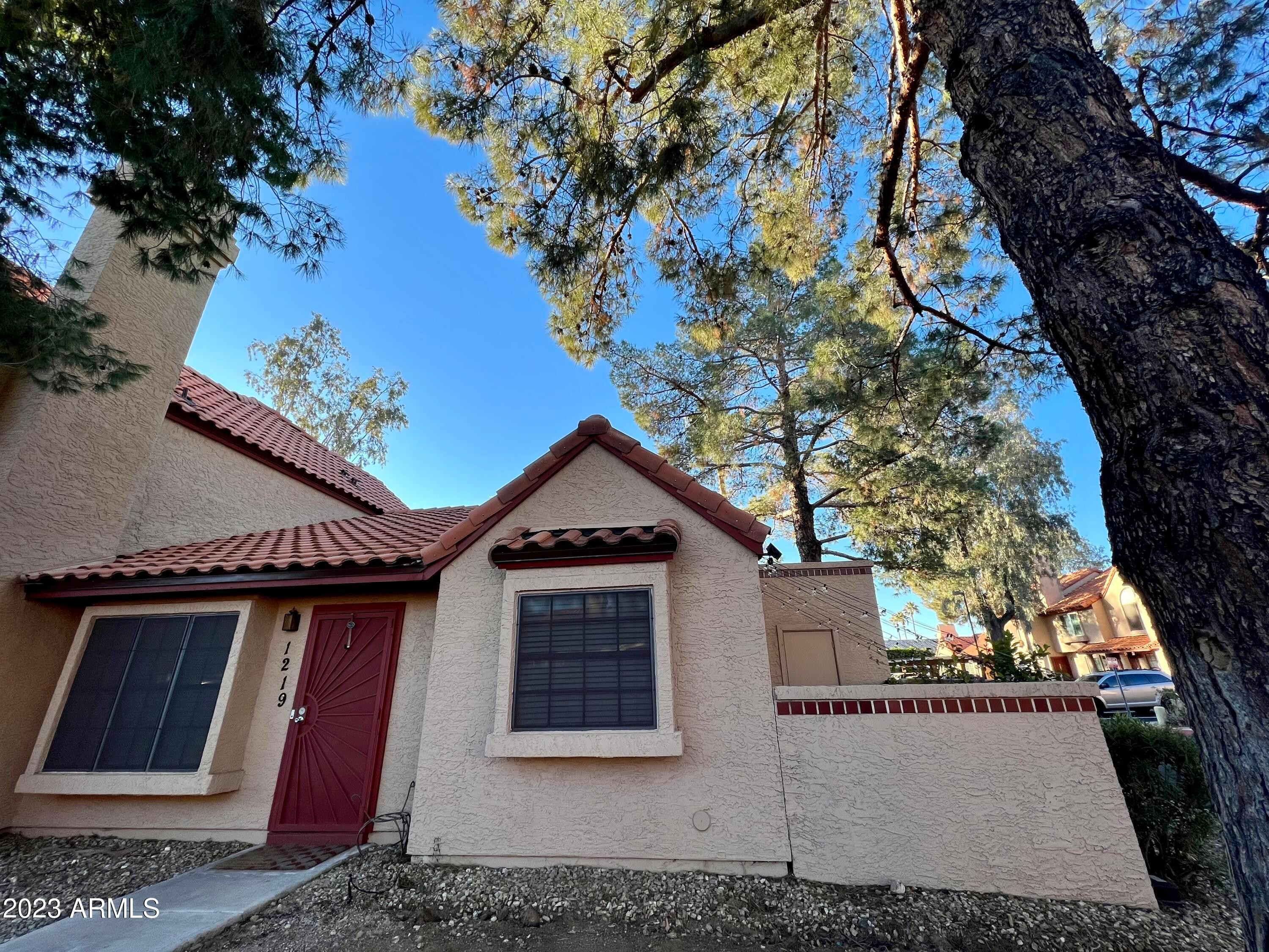 4901 E Kelton Lane Unit 1219