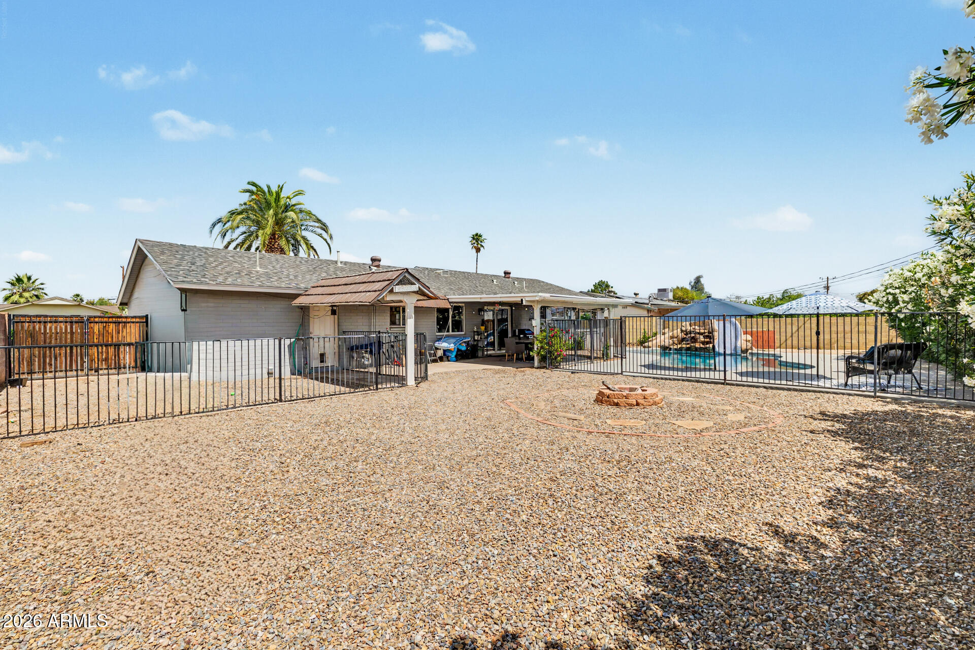 3027 E YUCCA Street